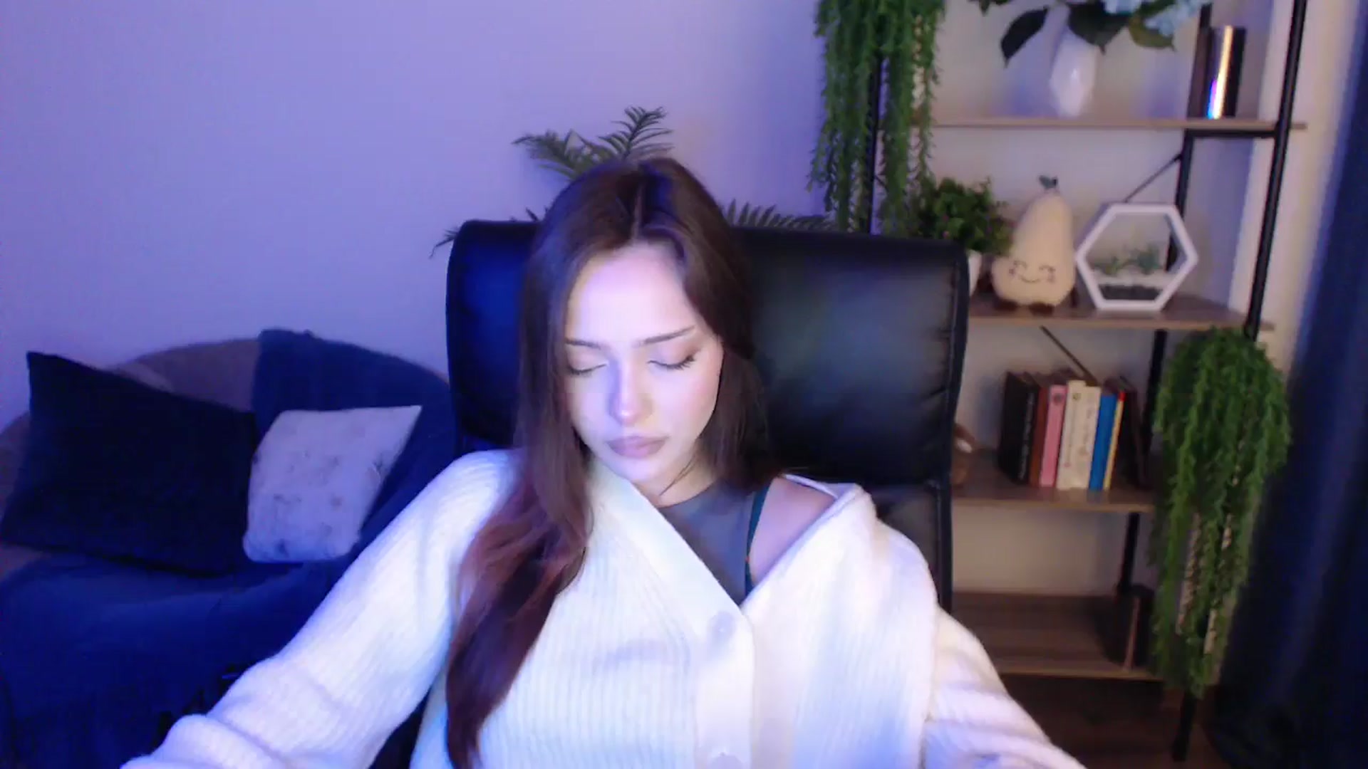 Gallery image thumbnail from KateManelli's myfreecams stream on, 01/27/2025, 09:19 image 20 of 20