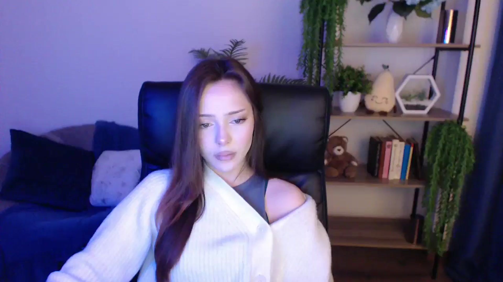 Gallery image thumbnail from KateManelli's myfreecams stream on, 01/27/2025, 09:19 image 18 of 20