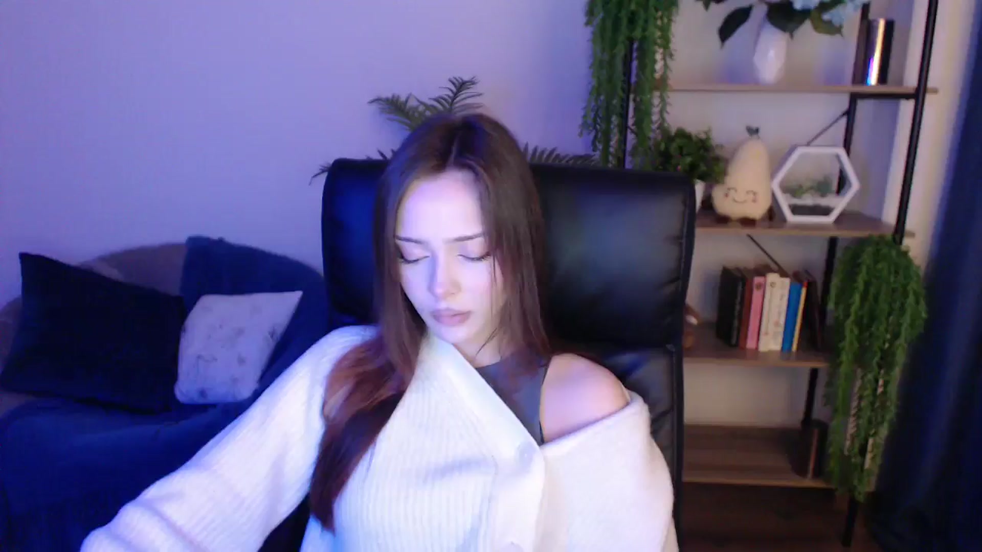Gallery image thumbnail from KateManelli's myfreecams stream on, 01/27/2025, 09:19 image 9 of 20