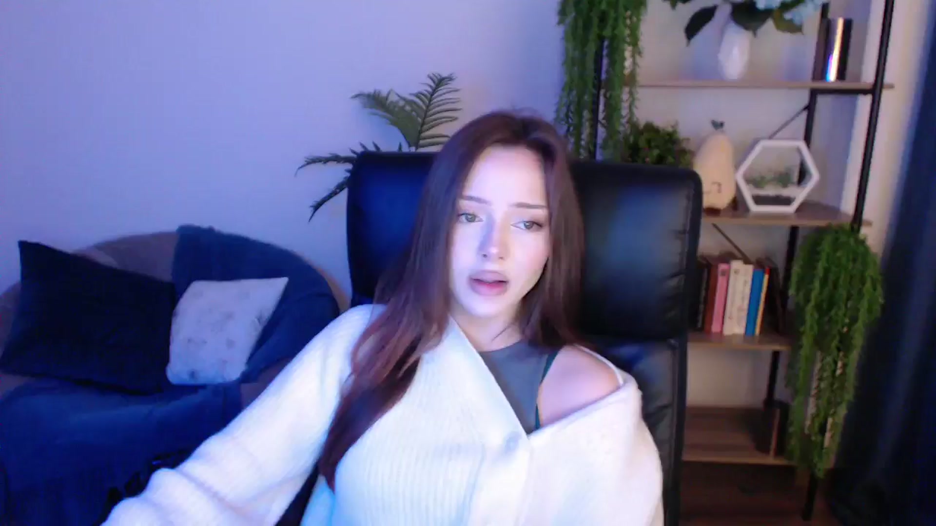 Gallery image thumbnail from KateManelli's myfreecams stream on, 01/27/2025, 09:55 image 3 of 20