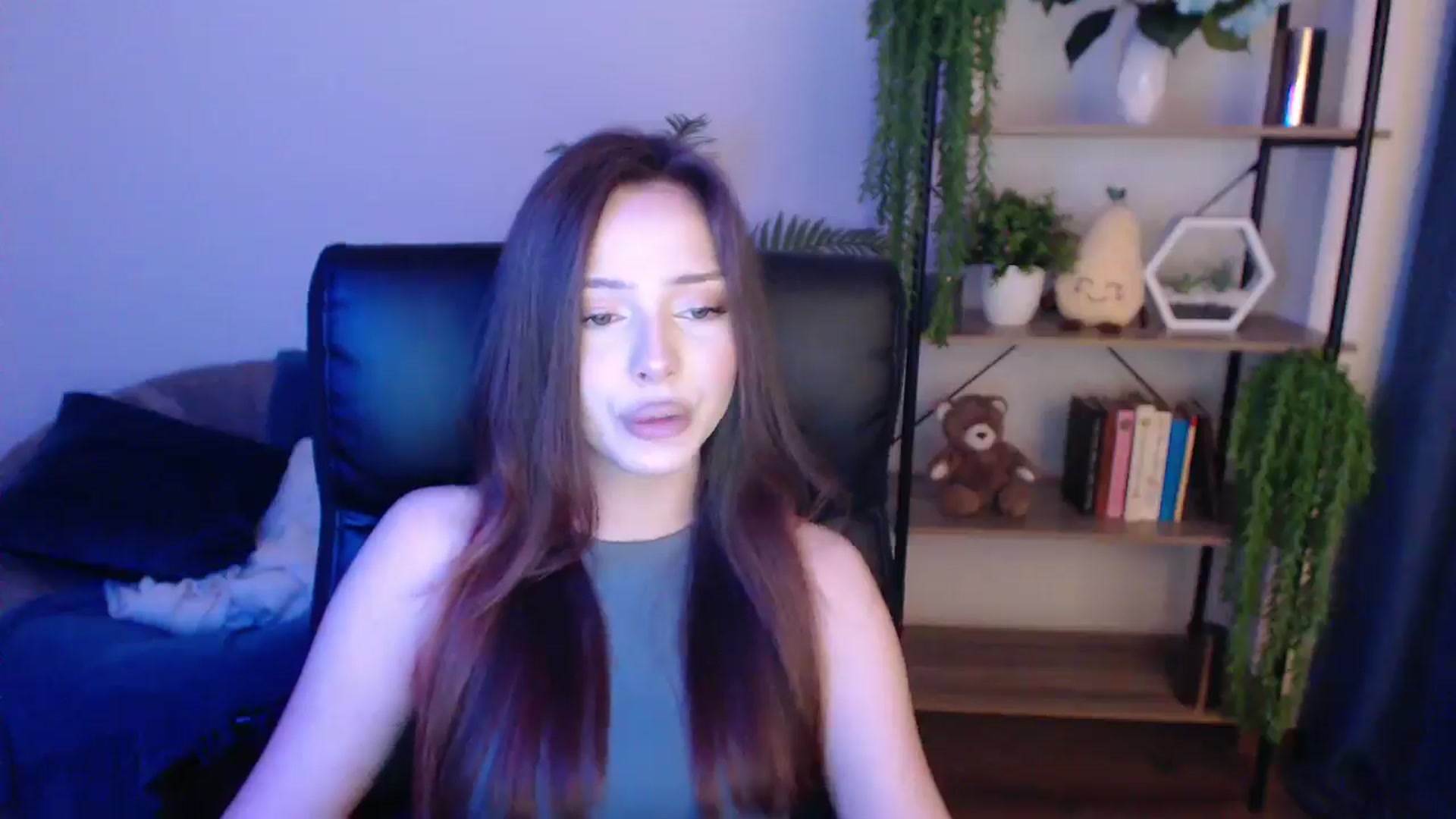 Gallery image thumbnail from KateManelli's myfreecams stream on, 01/27/2025, 10:59 image 7 of 20