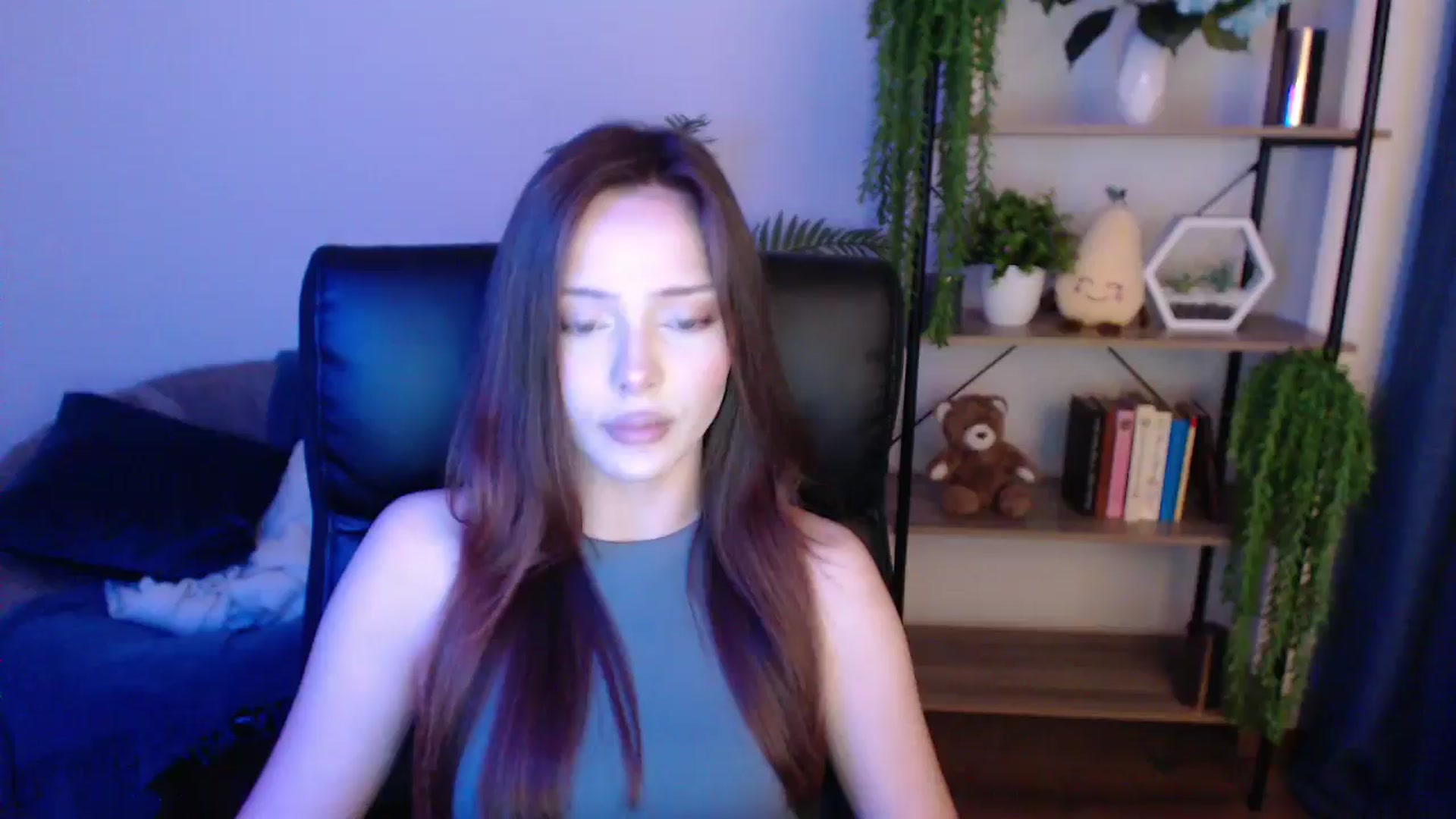 Gallery image thumbnail from KateManelli's myfreecams stream on, 01/27/2025, 10:59 image 1 of 20