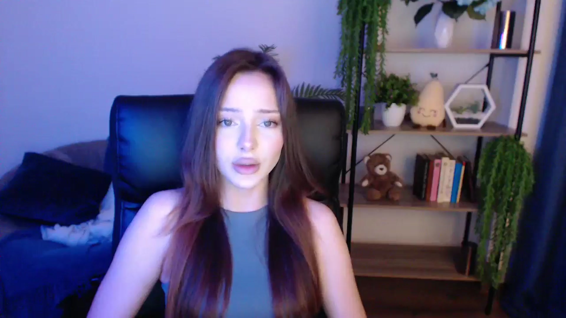 Gallery image thumbnail from KateManelli's myfreecams stream on, 01/27/2025, 10:59 image 4 of 20