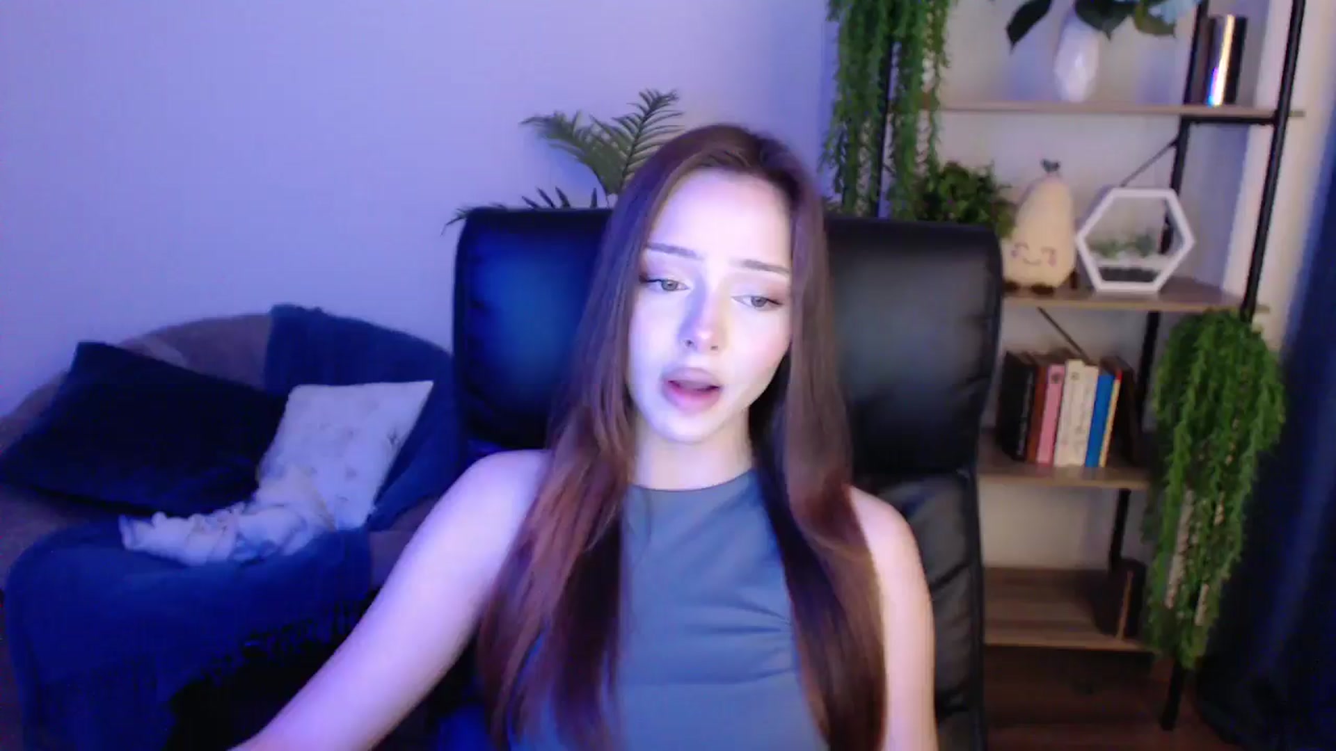 Gallery image thumbnail from KateManelli's myfreecams stream on, 01/27/2025, 11:43 image 9 of 20