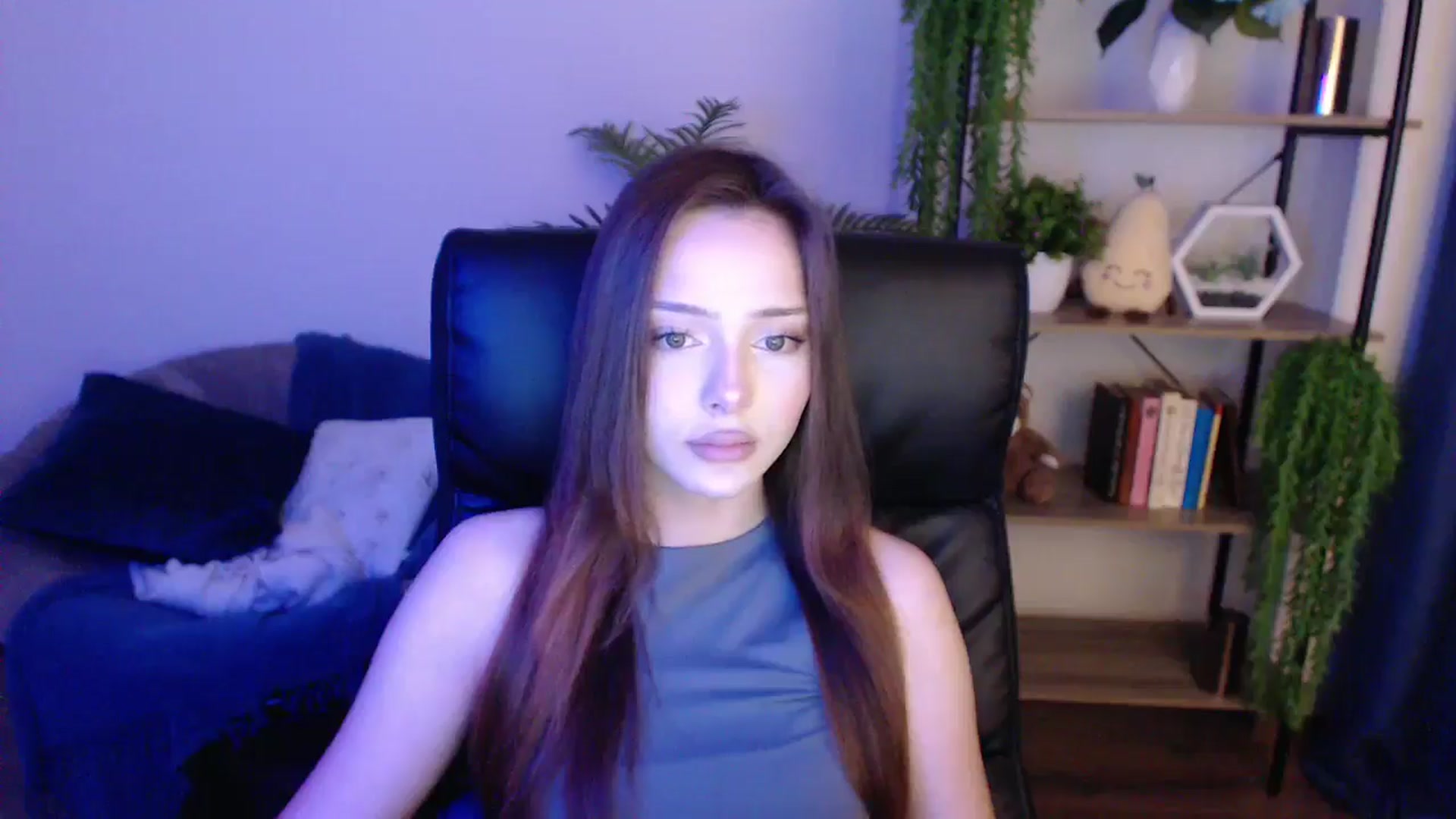 Gallery image thumbnail from KateManelli's myfreecams stream on, 01/27/2025, 11:43 image 15 of 20