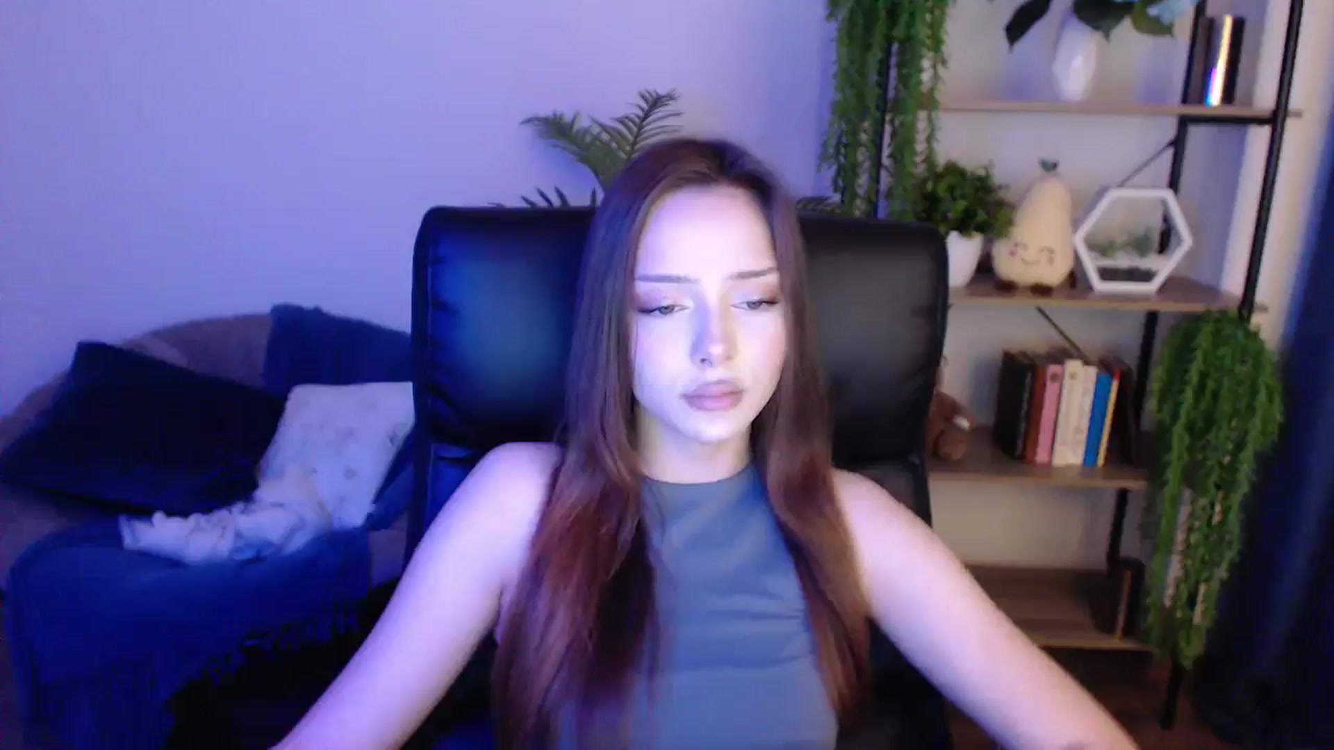 Gallery image thumbnail from KateManelli's myfreecams stream on, 01/27/2025, 11:43 image 18 of 20