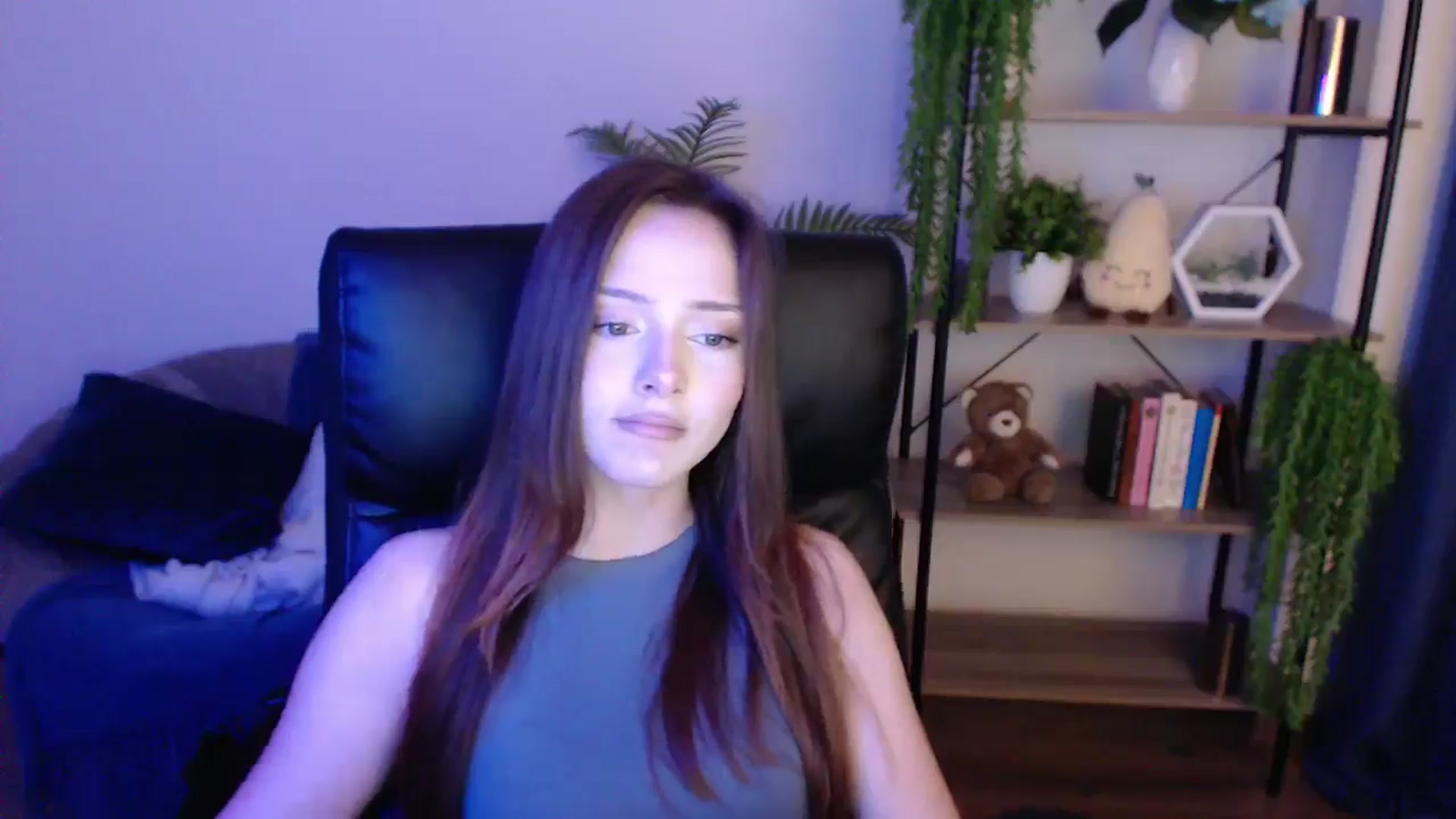 Gallery image thumbnail from KateManelli's myfreecams stream on, 01/27/2025, 13:28 image 11 of 20
