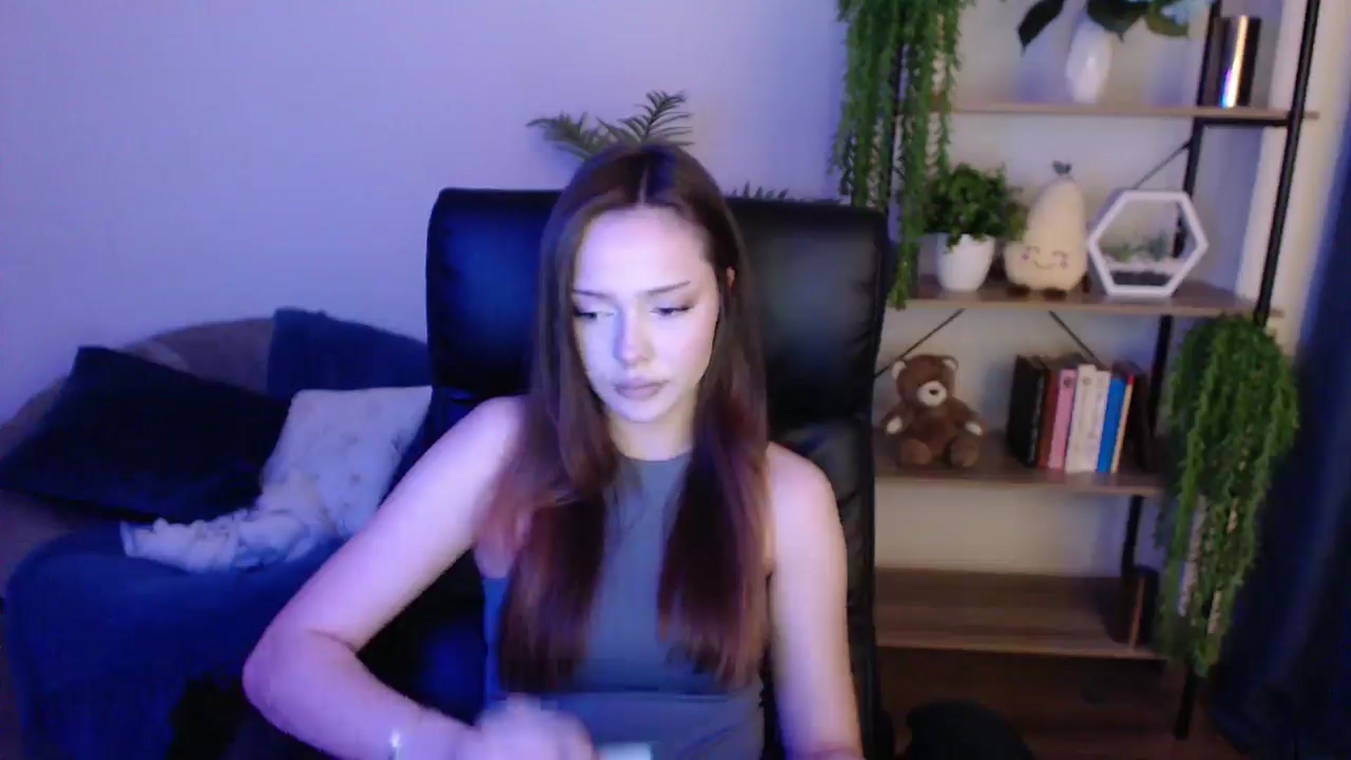 Gallery image thumbnail from KateManelli's myfreecams stream on, 01/27/2025, 14:57 image 14 of 20