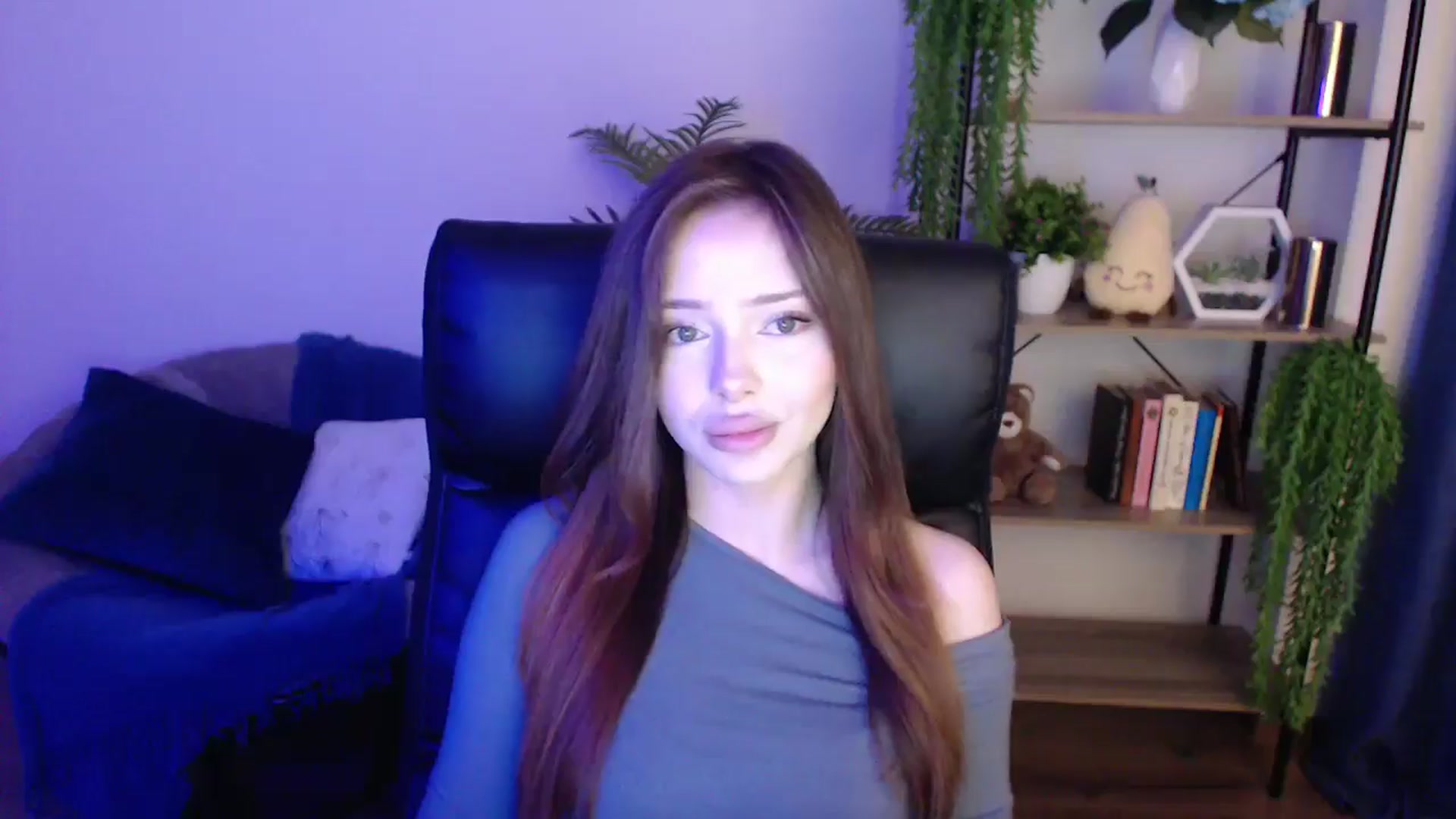 Gallery image thumbnail from KateManelli's myfreecams stream on, 01/29/2025, 09:21 image 2 of 20