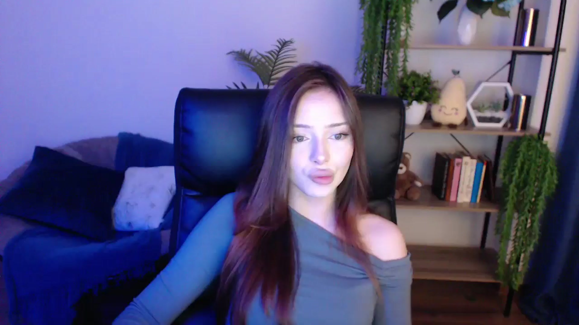 Gallery image thumbnail from KateManelli's myfreecams stream on, 01/29/2025, 09:21 image 20 of 20