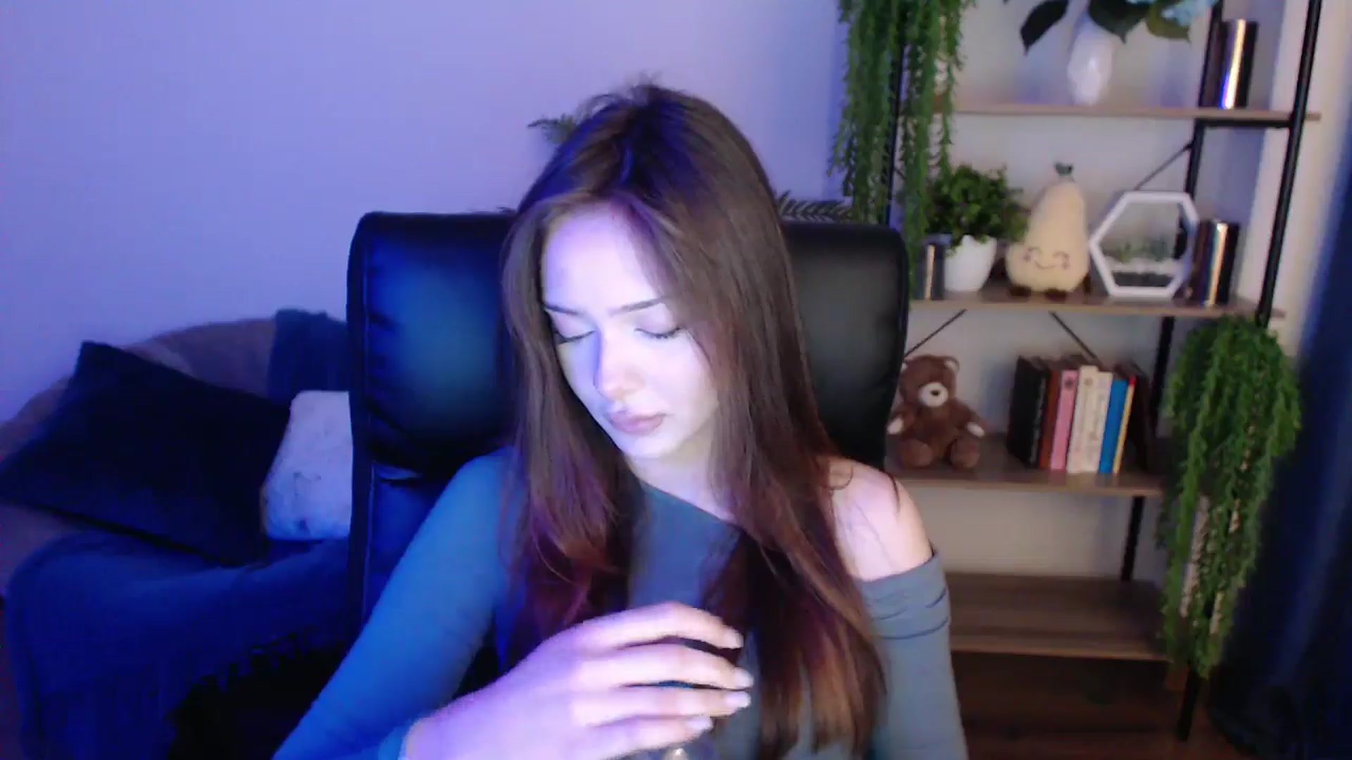 Gallery image thumbnail from KateManelli's myfreecams stream on, 01/29/2025, 09:48 image 2 of 20