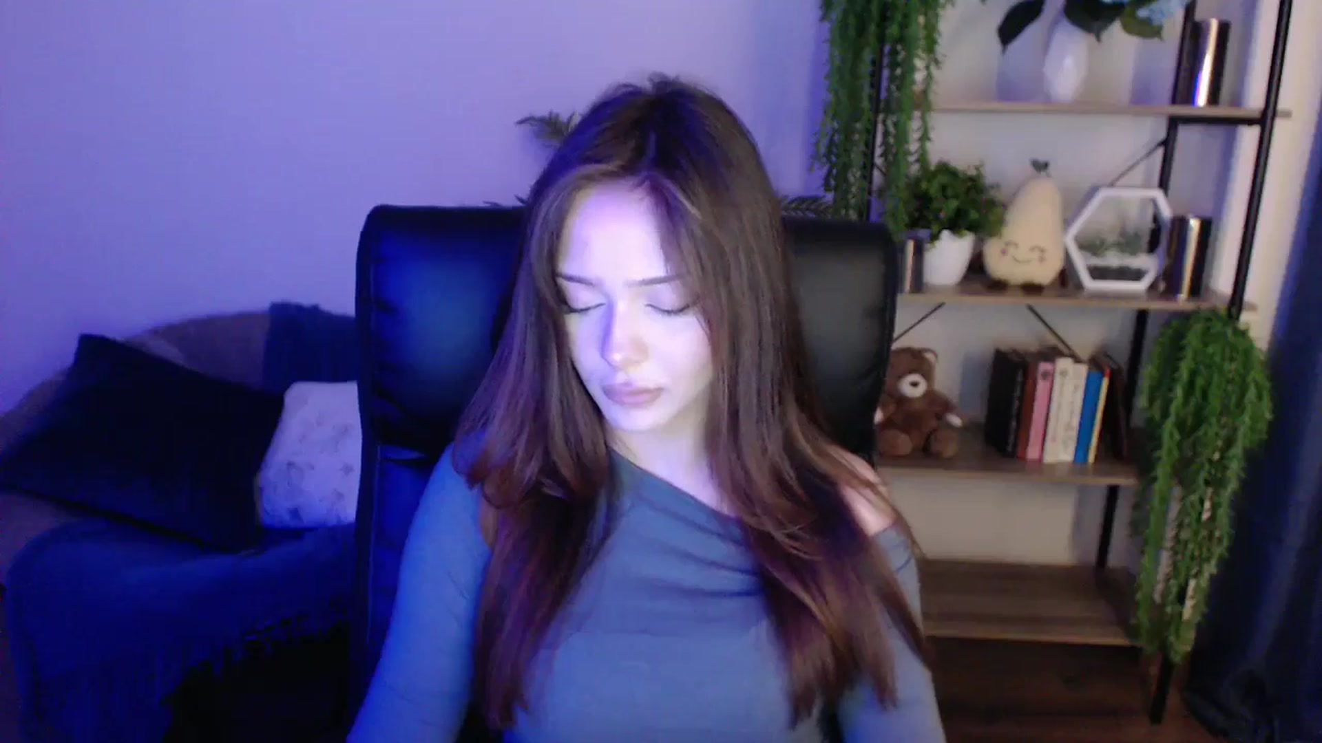 Gallery image thumbnail from KateManelli's myfreecams stream on, 01/29/2025, 09:48 image 18 of 20