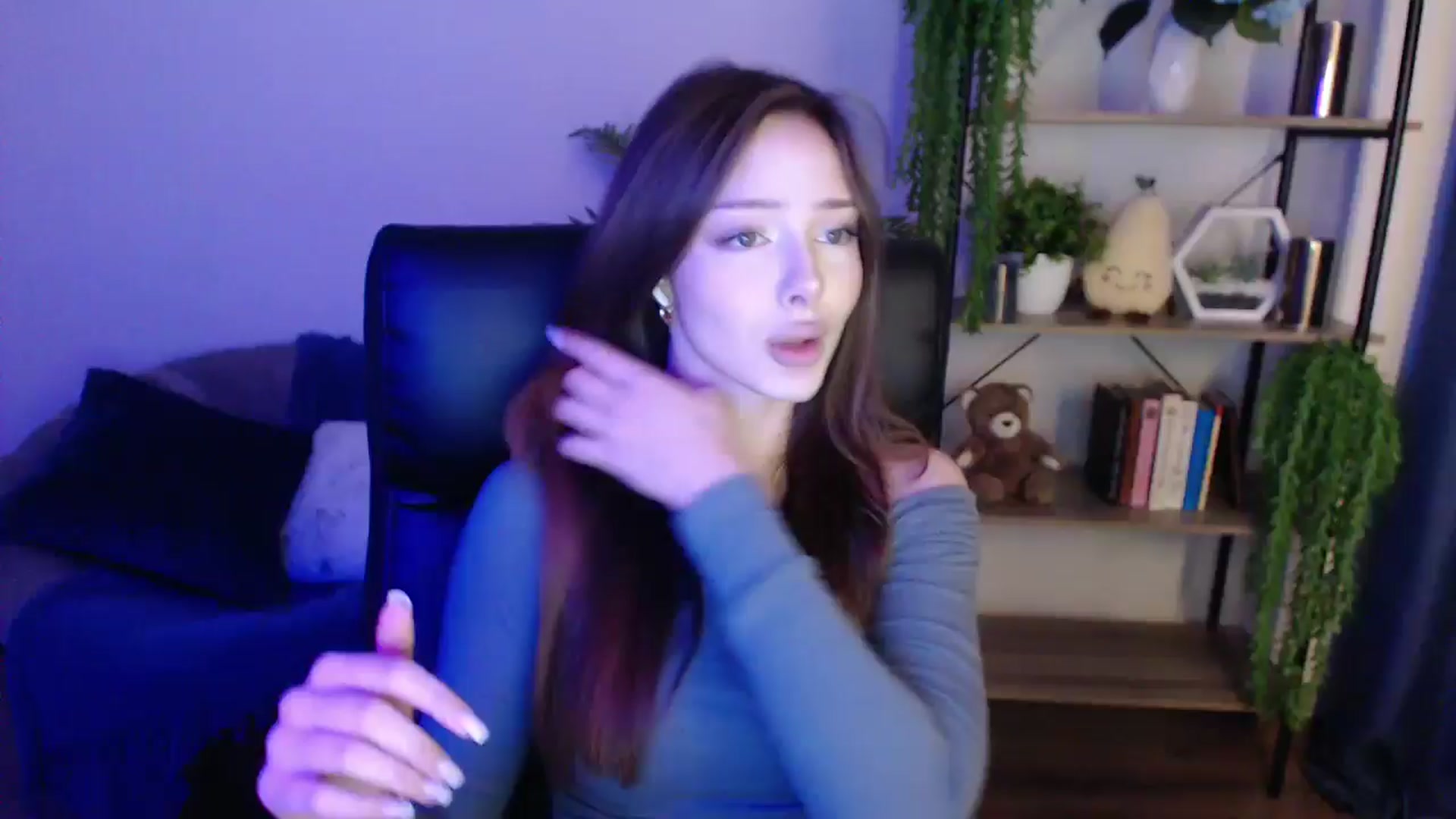 Gallery image thumbnail from KateManelli's myfreecams stream on, 01/29/2025, 09:48 image 16 of 20