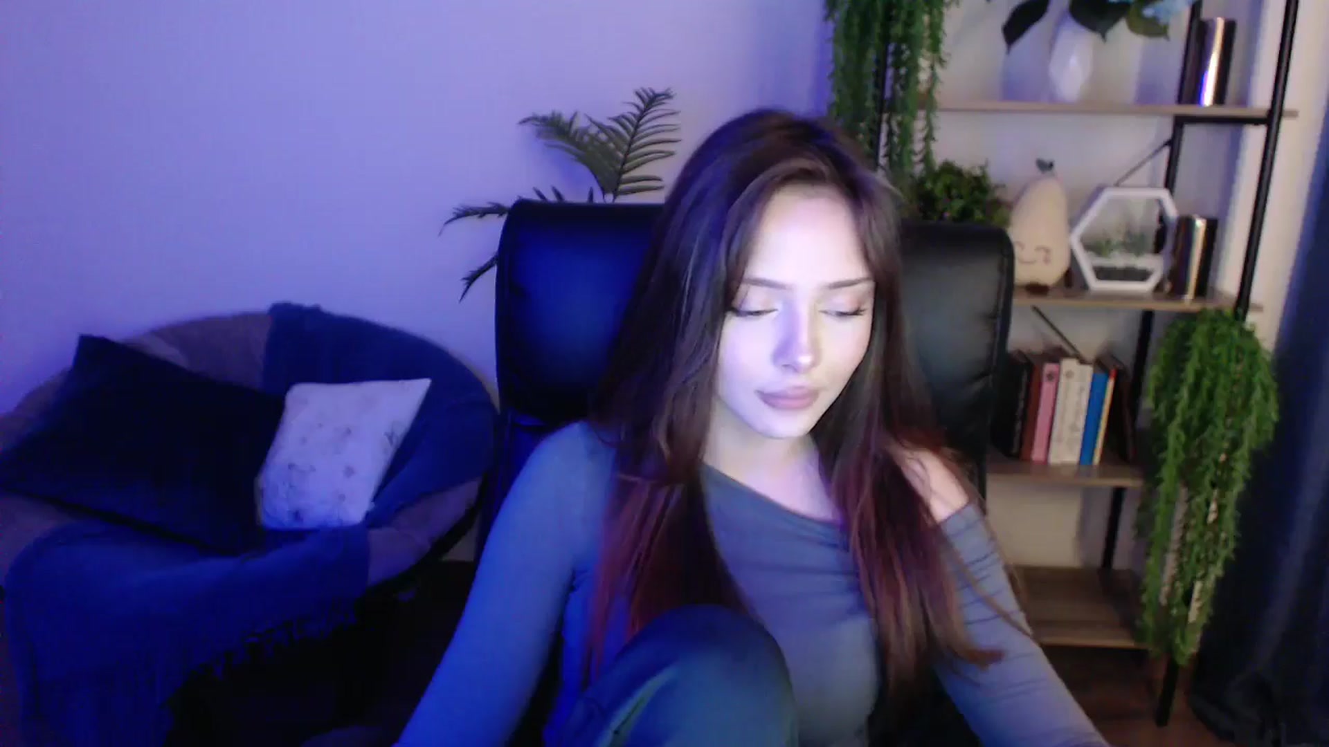 Gallery image thumbnail from KateManelli's myfreecams stream on, 01/29/2025, 10:55 image 14 of 20