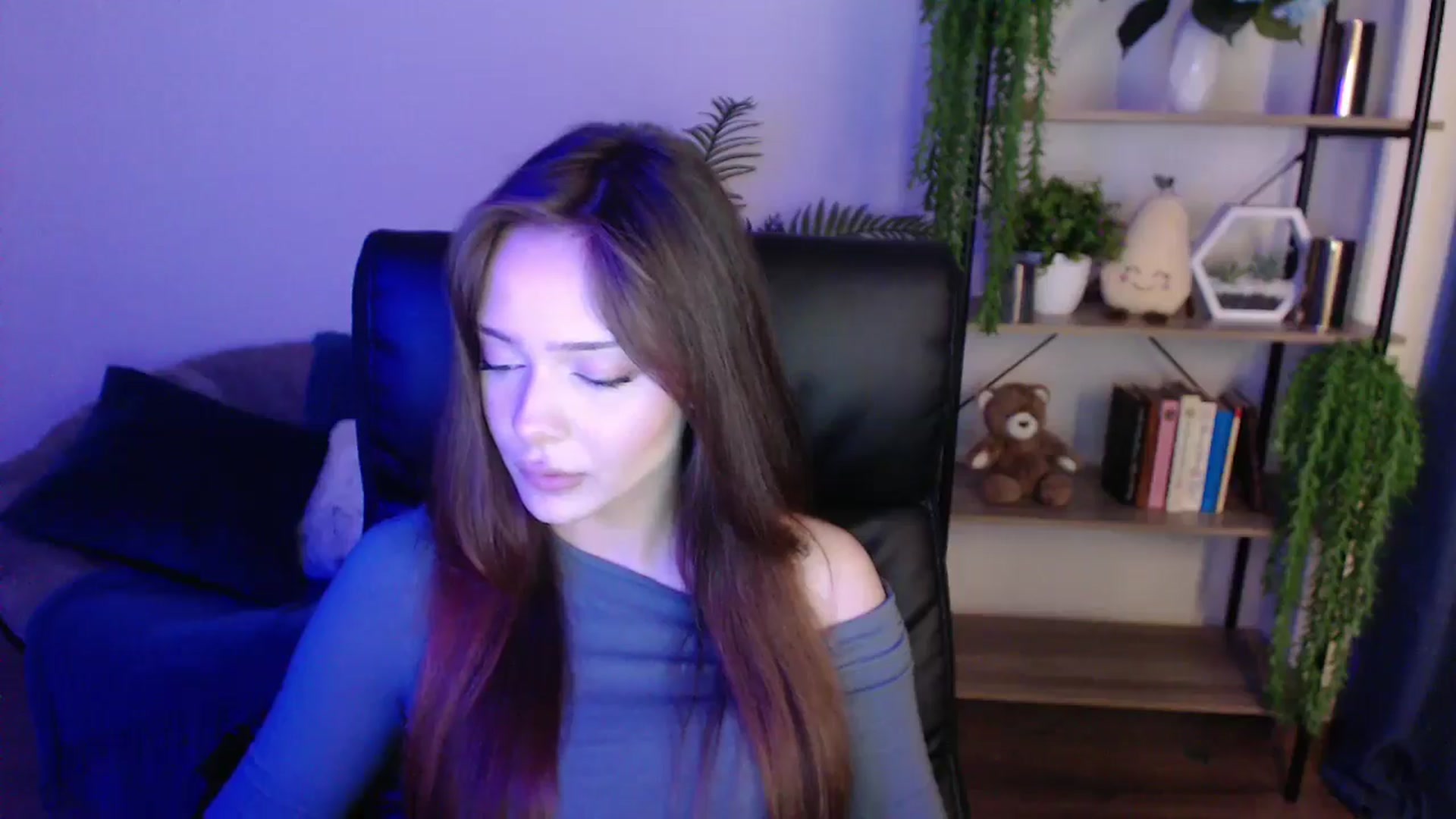 Gallery image thumbnail from KateManelli's myfreecams stream on, 01/29/2025, 10:55 image 18 of 20