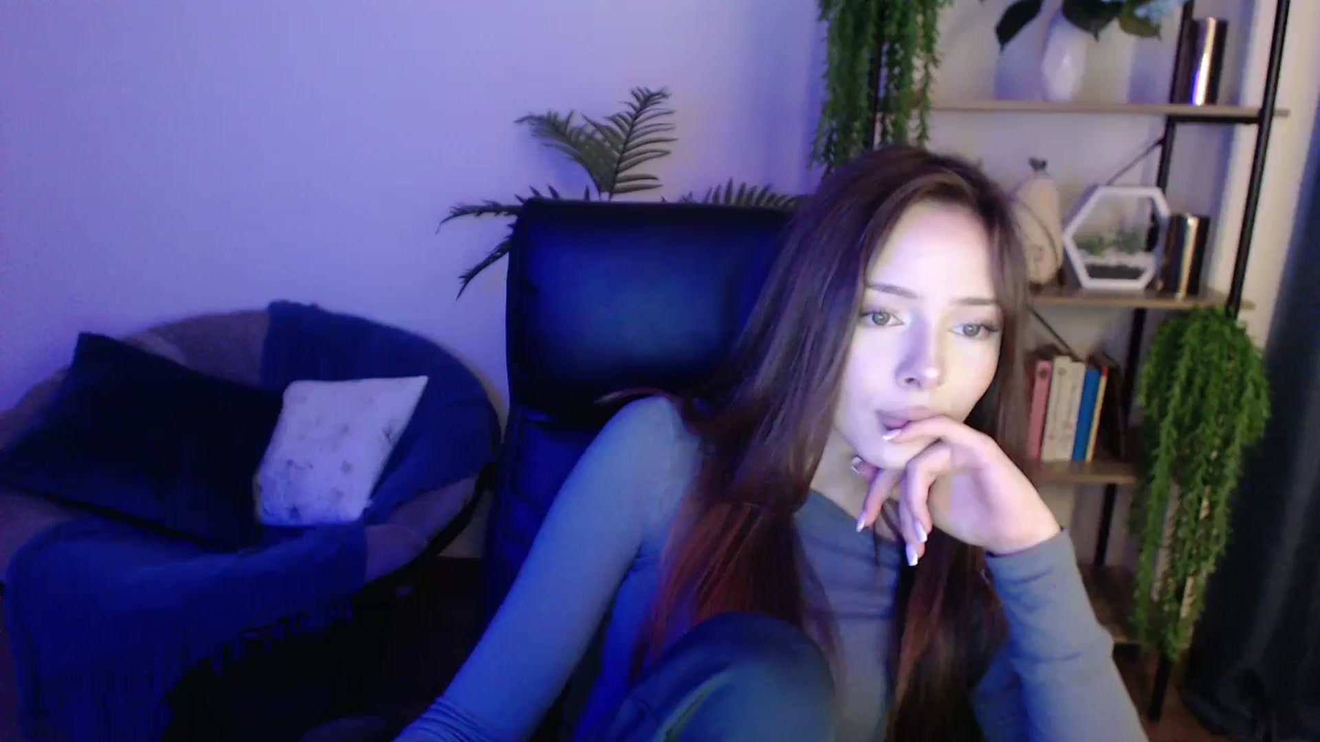 Gallery image thumbnail from KateManelli's myfreecams stream on, 01/29/2025, 10:55 image 13 of 20