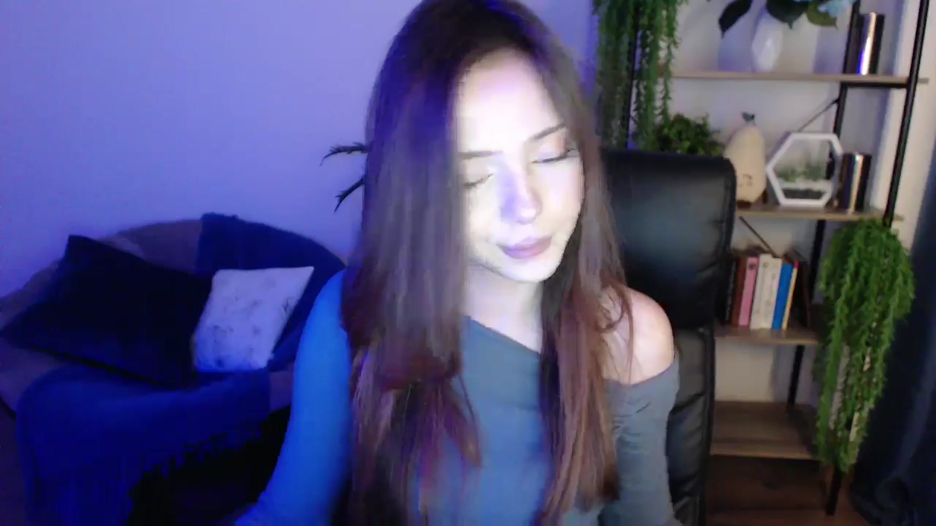 Gallery image thumbnail from KateManelli's myfreecams stream on, 01/29/2025, 10:55 image 16 of 20
