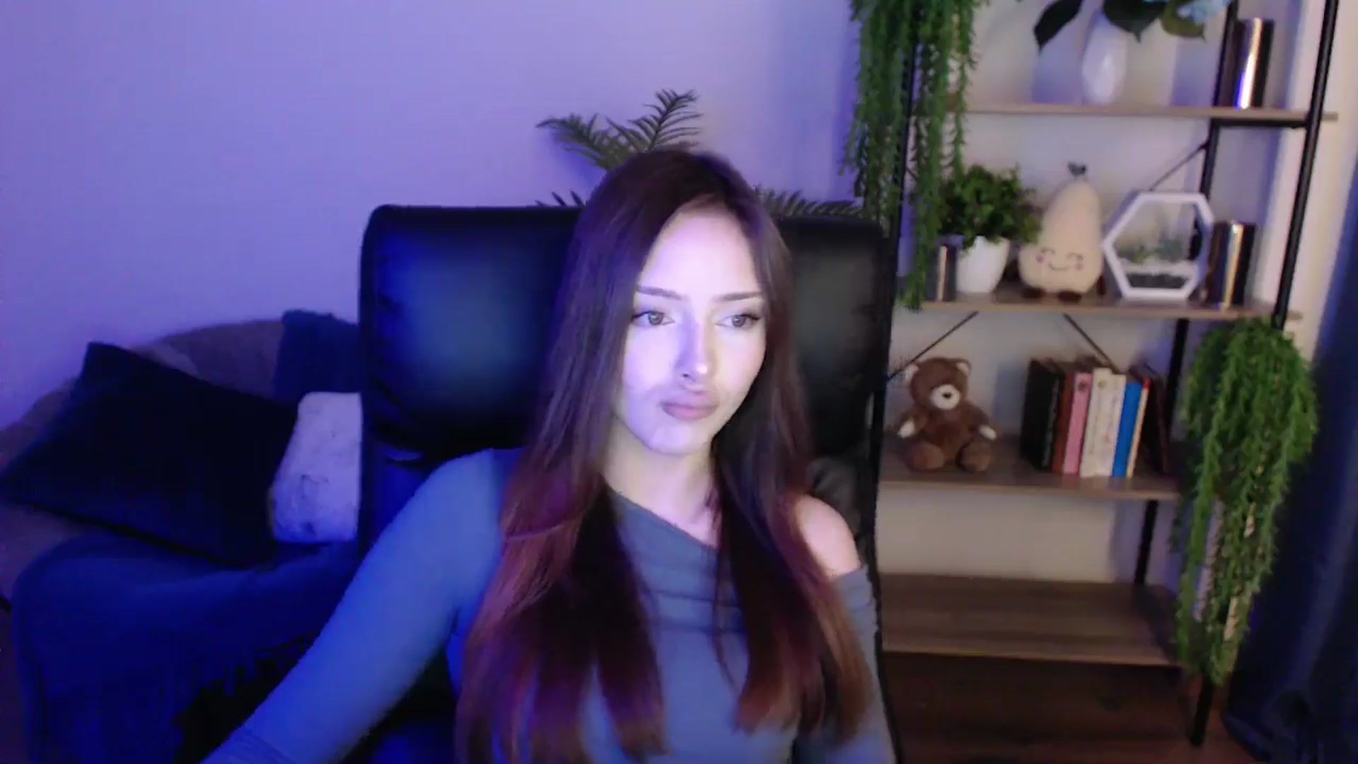 Gallery image thumbnail from KateManelli's myfreecams stream on, 01/29/2025, 13:16 image 2 of 20
