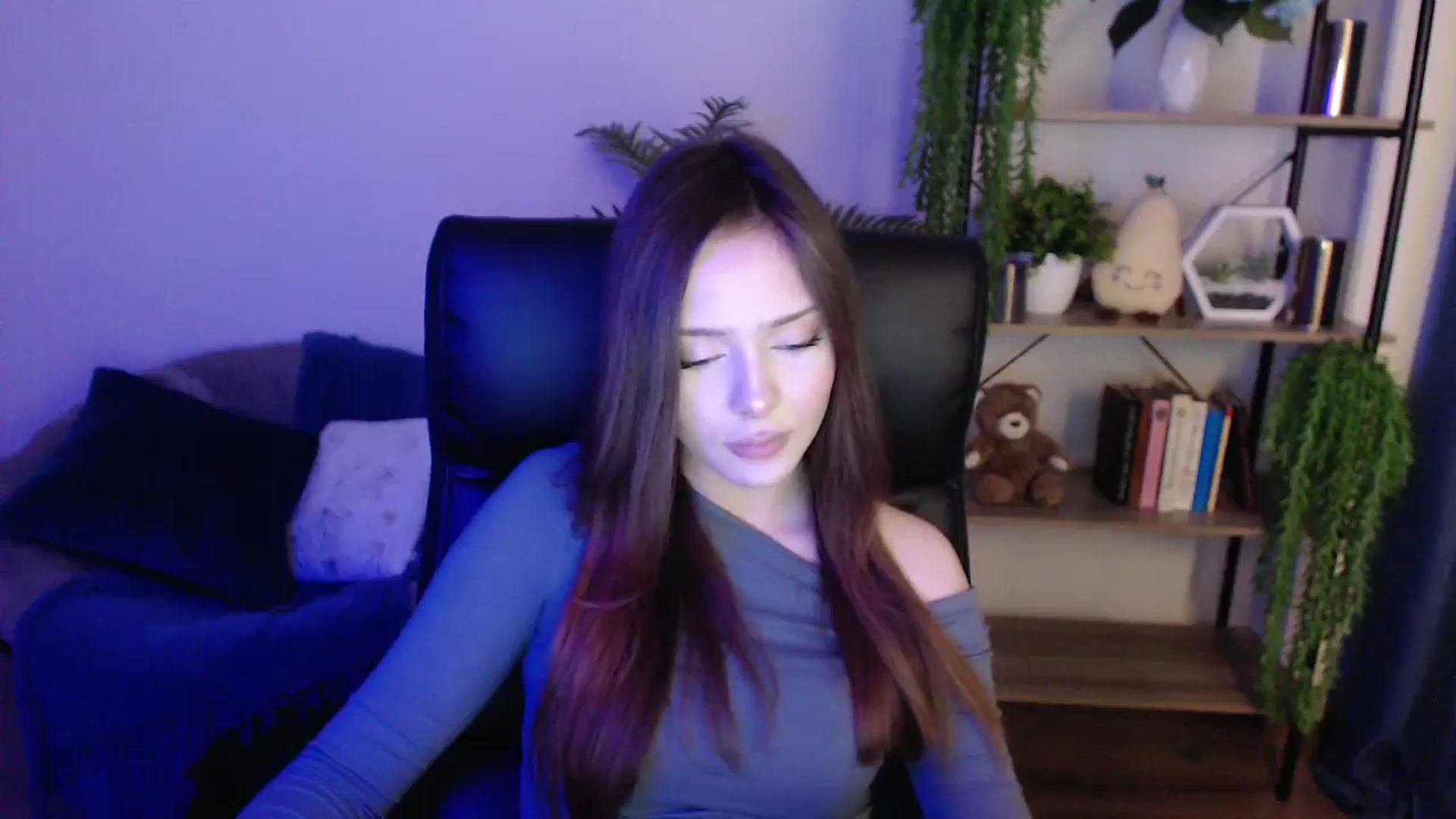 Gallery image thumbnail from KateManelli's myfreecams stream on, 01/29/2025, 13:16 image 6 of 20
