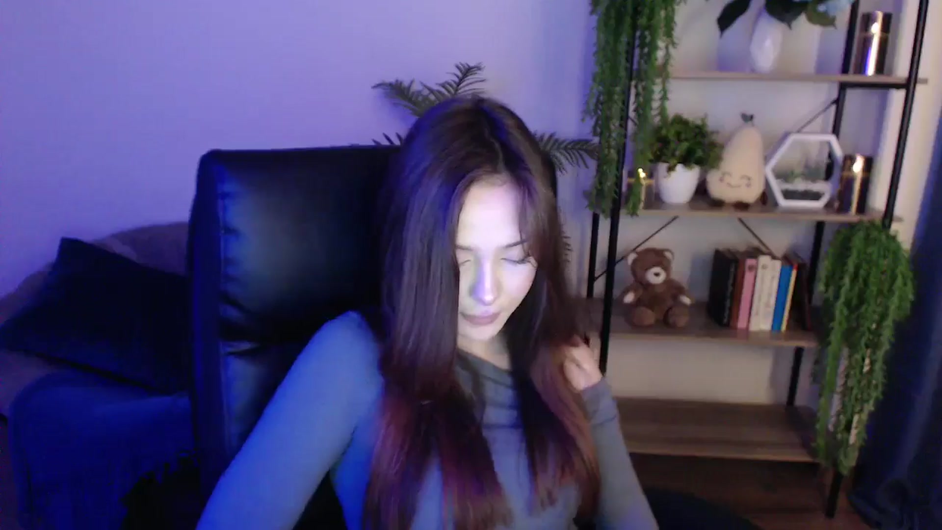 Gallery image thumbnail from KateManelli's myfreecams stream on, 01/29/2025, 13:16 image 11 of 20