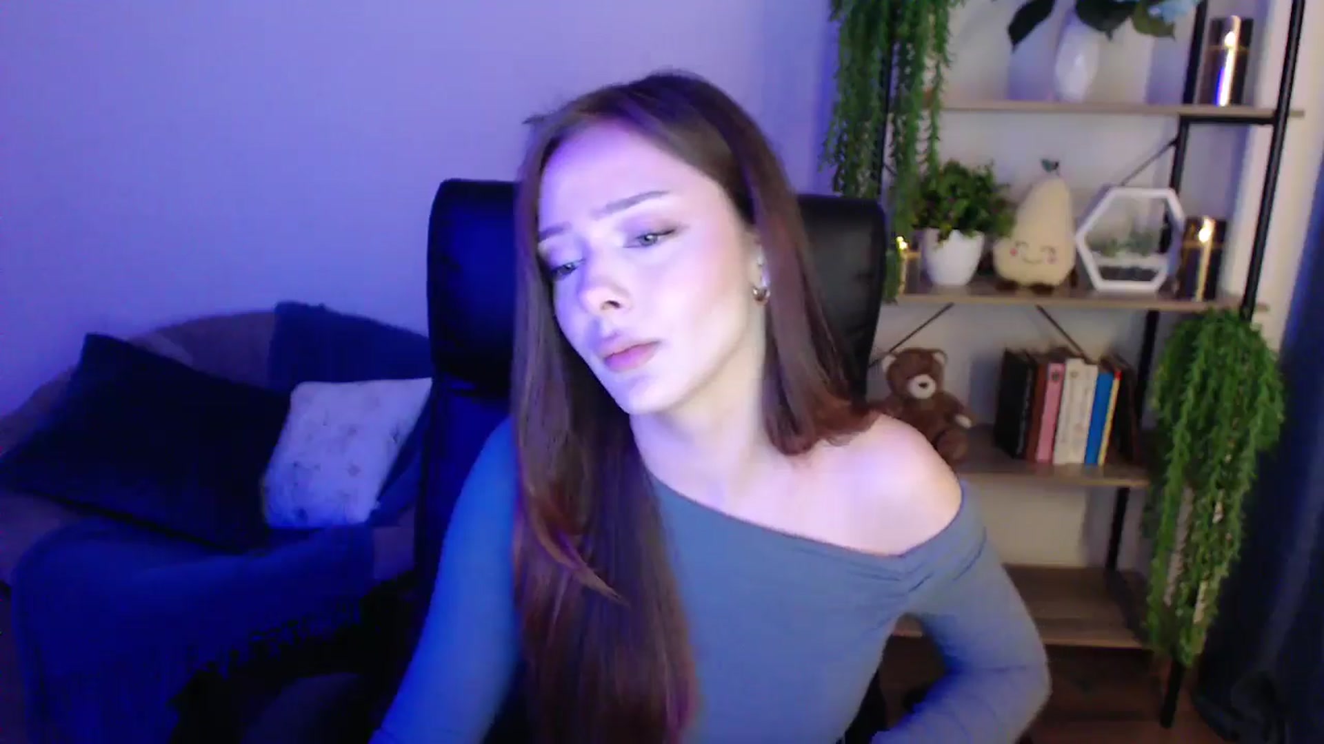 Gallery image thumbnail from KateManelli's myfreecams stream on, 01/29/2025, 13:16 image 14 of 20