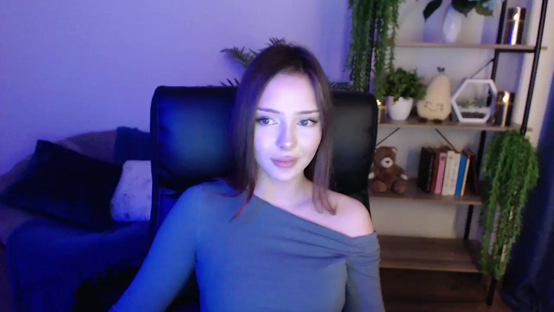 Gallery image thumbnail from KateManelli's myfreecams stream on, 01/29/2025, 13:54 image 19 of 20