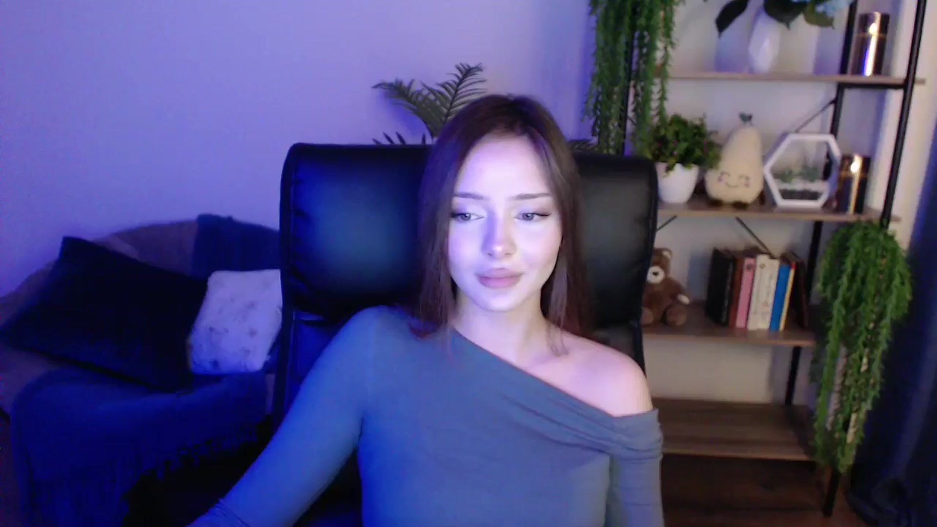 Gallery image thumbnail from KateManelli's myfreecams stream on, 01/29/2025, 13:54 image 1 of 20