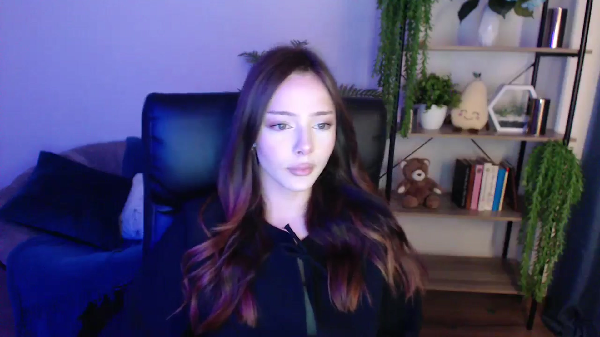 Gallery image thumbnail from KateManelli's myfreecams stream on, 01/31/2025, 09:16 image 17 of 20