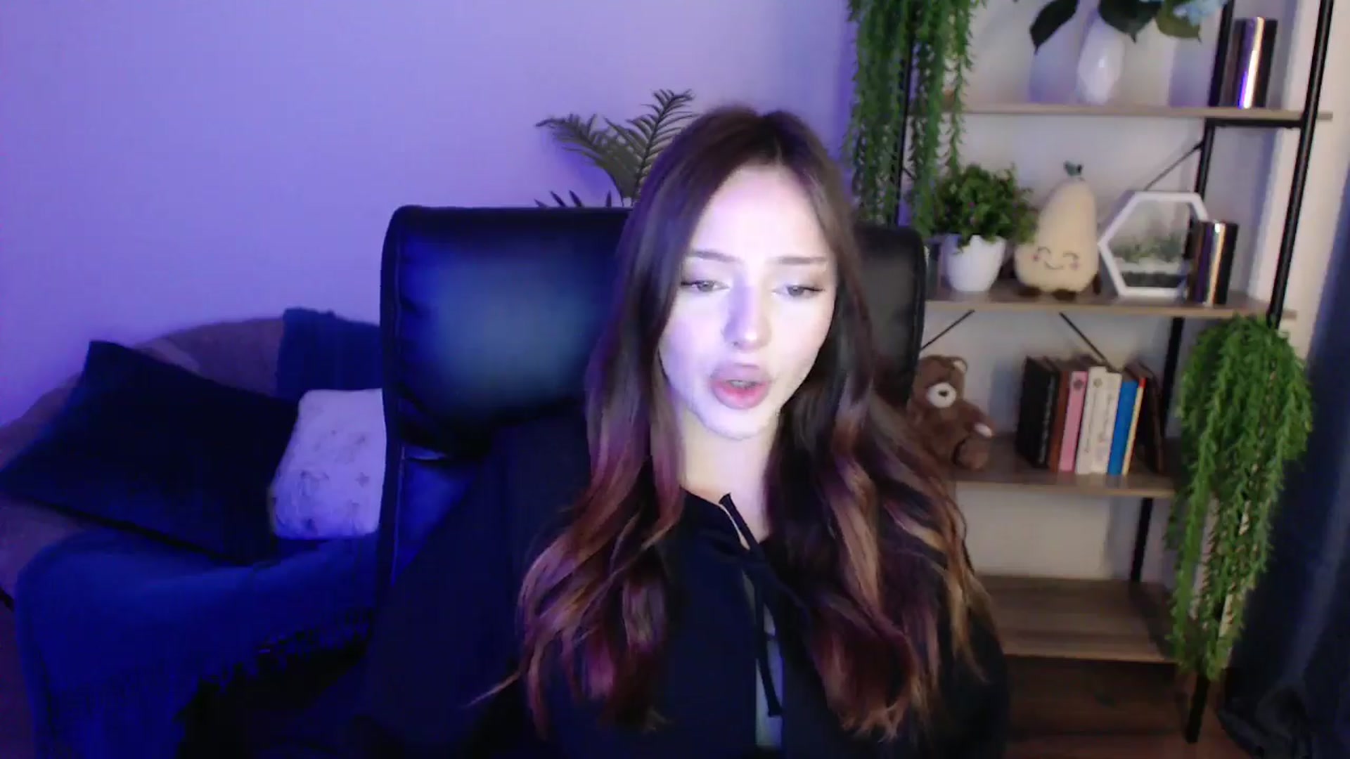 Gallery image thumbnail from KateManelli's myfreecams stream on, 01/31/2025, 09:16 image 8 of 20