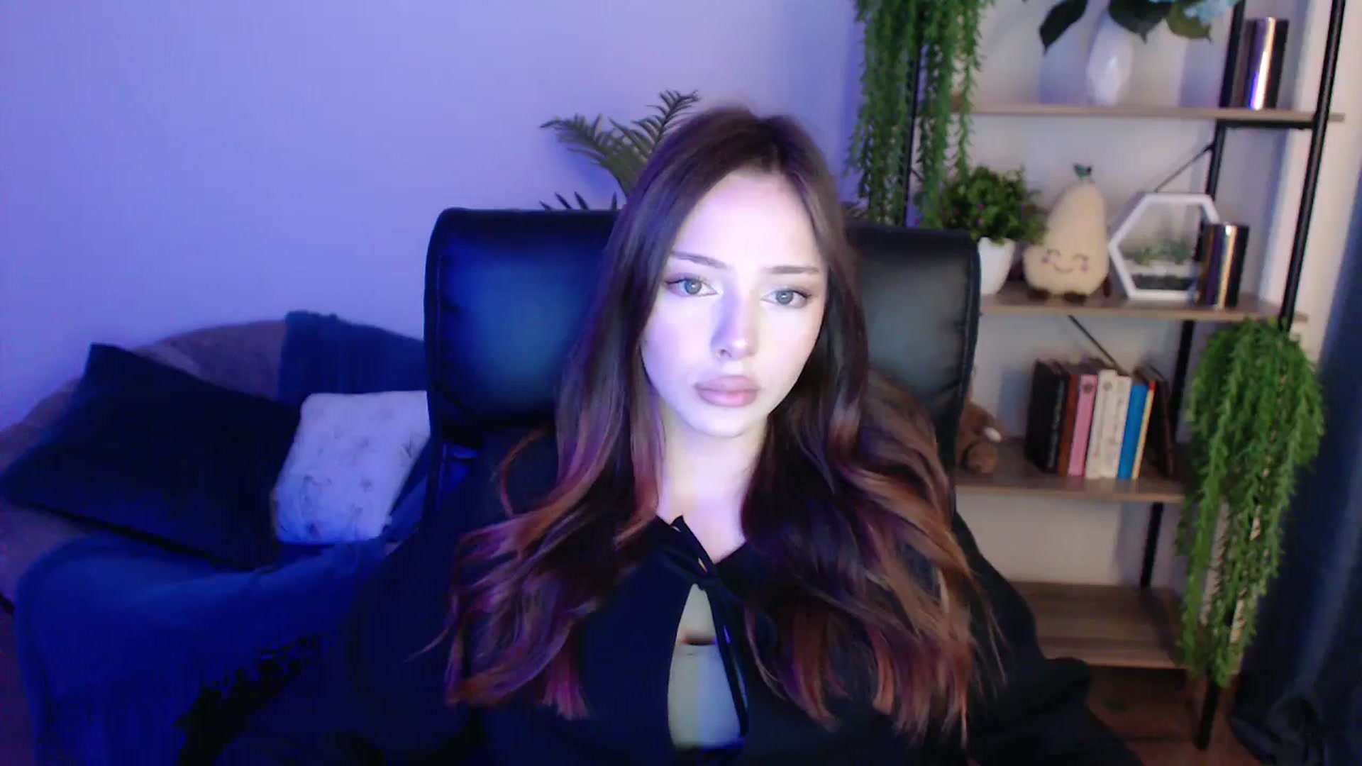 Gallery image thumbnail from KateManelli's myfreecams stream on, 01/31/2025, 09:16 image 18 of 20