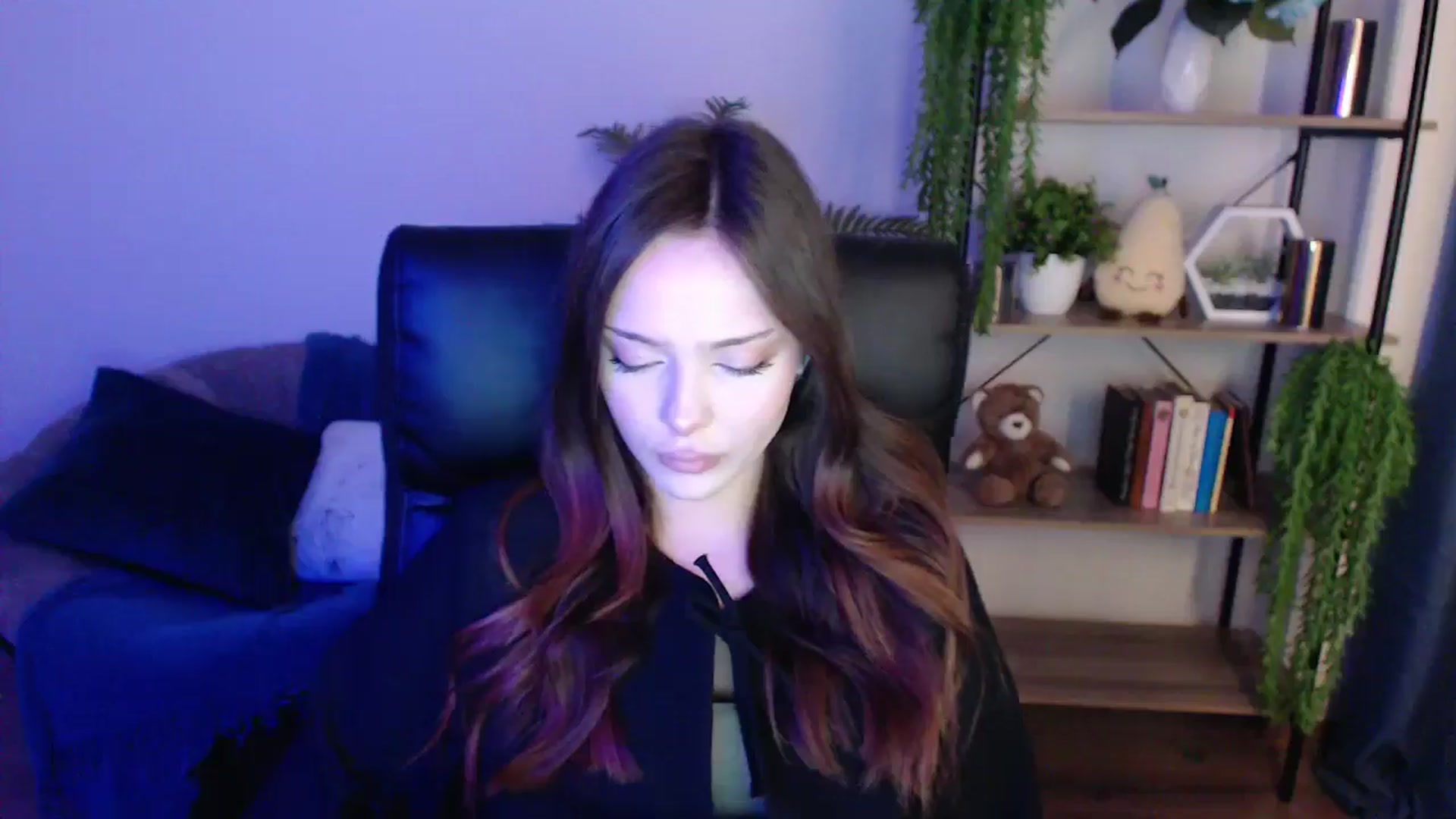 Gallery image thumbnail from KateManelli's myfreecams stream on, 01/31/2025, 09:16 image 20 of 20
