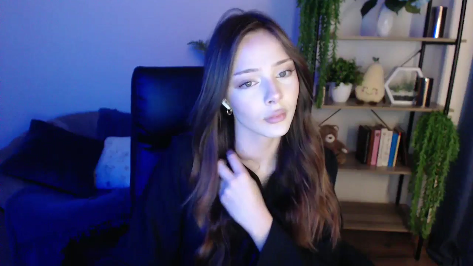 Gallery image thumbnail from KateManelli's myfreecams stream on, 01/31/2025, 09:56 image 14 of 20