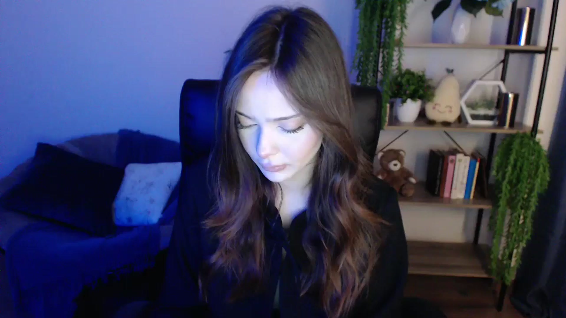 Gallery image thumbnail from KateManelli's myfreecams stream on, 01/31/2025, 09:56 image 10 of 20