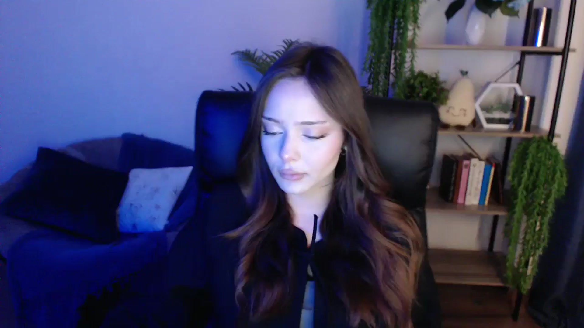 Gallery image thumbnail from KateManelli's myfreecams stream on, 01/31/2025, 10:33 image 16 of 20