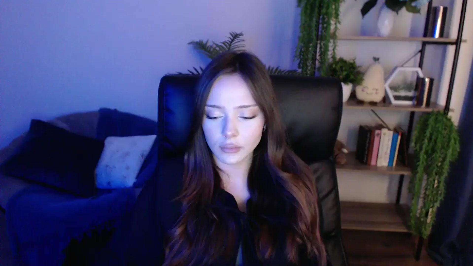 Gallery image thumbnail from KateManelli's myfreecams stream on, 01/31/2025, 11:29 image 16 of 20