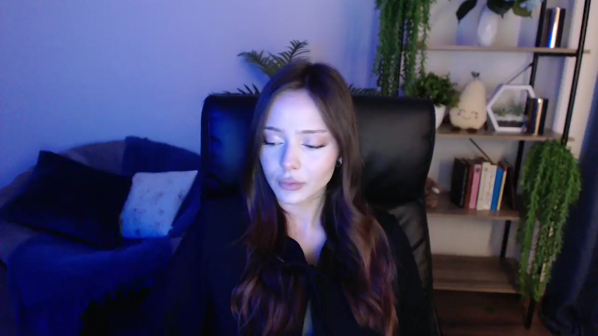 Gallery image thumbnail from KateManelli's myfreecams stream on, 01/31/2025, 11:29 image 13 of 20