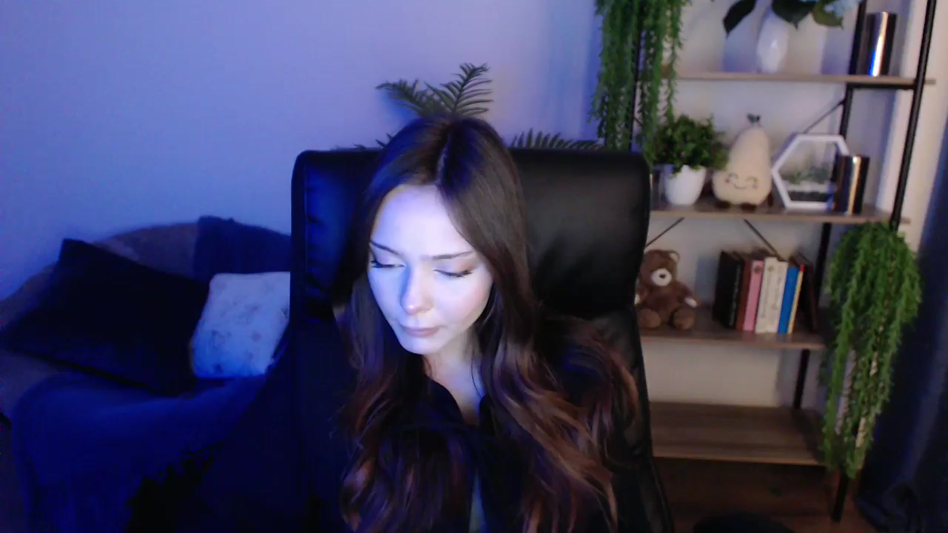 Gallery image thumbnail from KateManelli's myfreecams stream on, 01/31/2025, 11:29 image 19 of 20