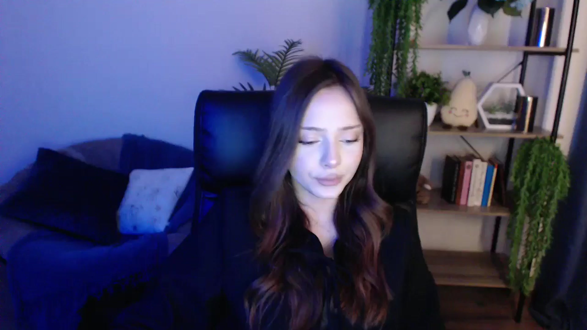 Gallery image thumbnail from KateManelli's myfreecams stream on, 01/31/2025, 11:29 image 8 of 20