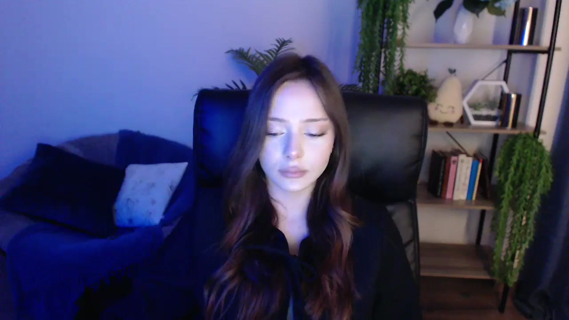 Gallery image thumbnail from KateManelli's myfreecams stream on, 01/31/2025, 11:29 image 5 of 20
