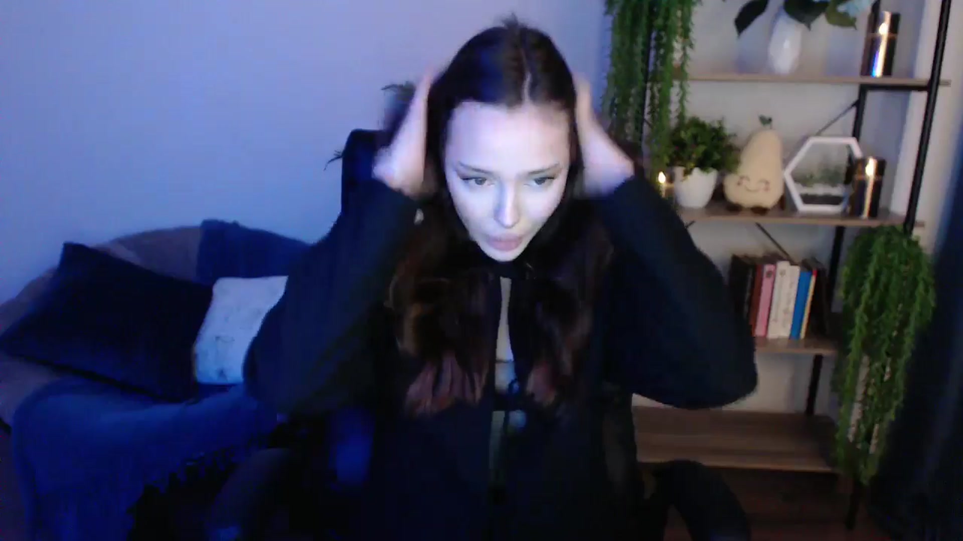 Gallery image thumbnail from KateManelli's myfreecams stream on, 01/31/2025, 13:15 image 18 of 20