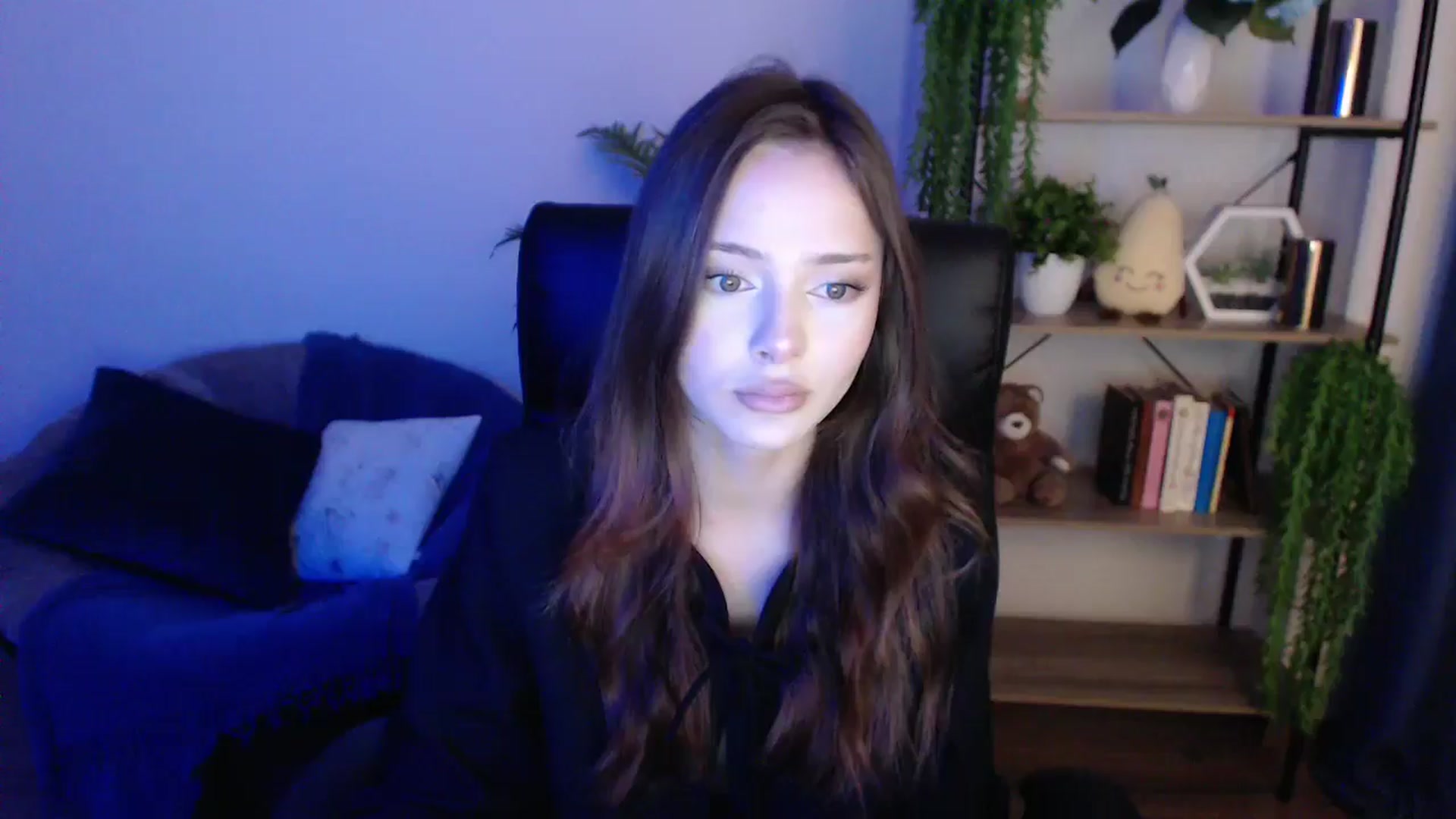 Gallery image thumbnail from KateManelli's myfreecams stream on, 01/31/2025, 13:15 image 14 of 20