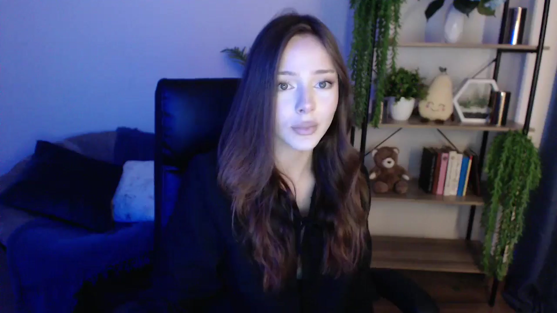 Gallery image thumbnail from KateManelli's myfreecams stream on, 01/31/2025, 13:15 image 3 of 20
