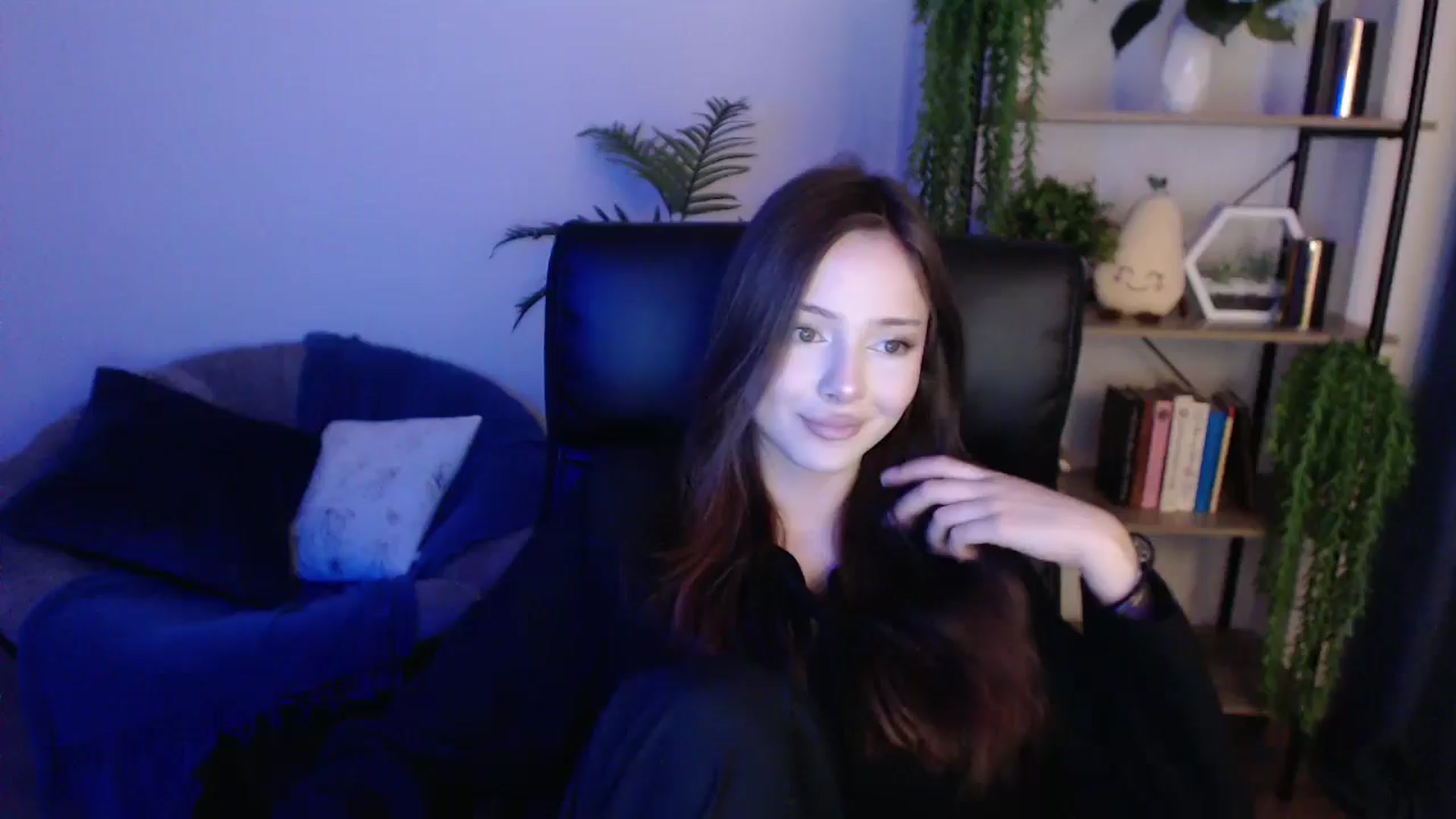 Gallery image thumbnail from KateManelli's myfreecams stream on, 01/31/2025, 13:15 image 10 of 20