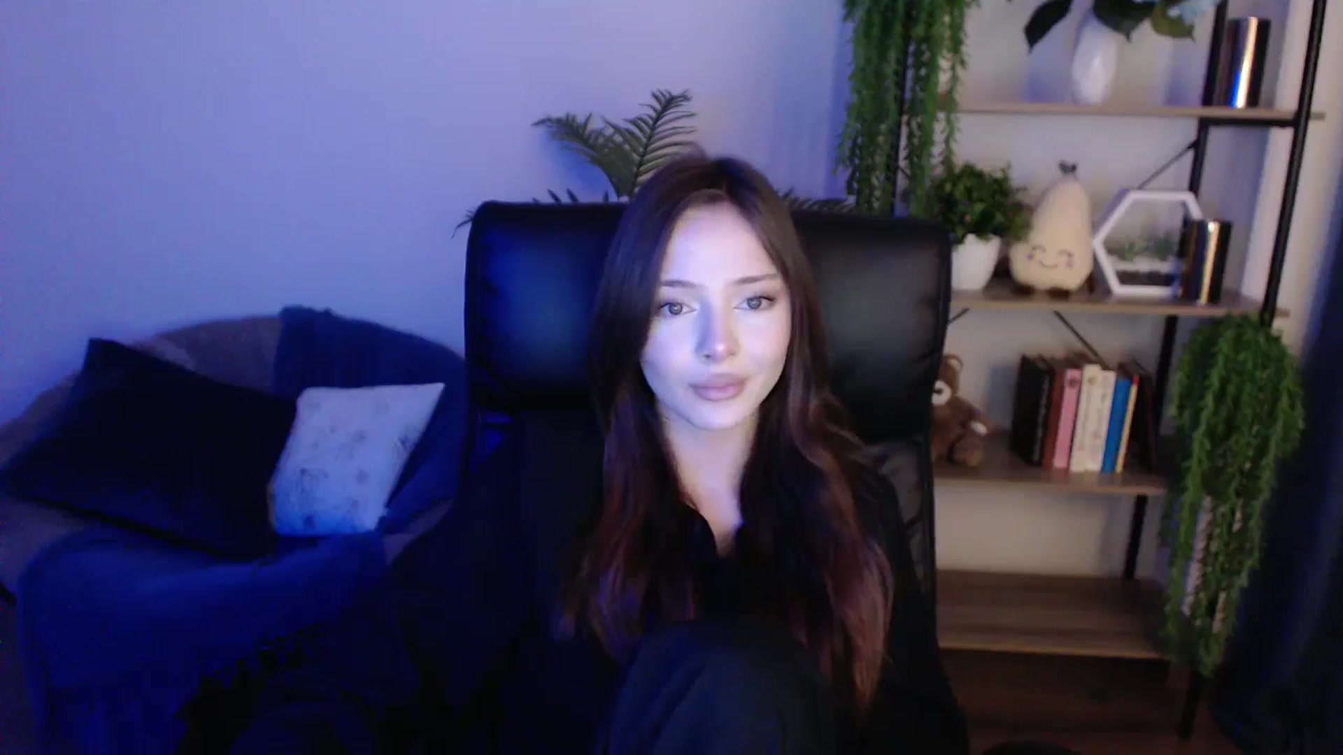 Gallery image thumbnail from KateManelli's myfreecams stream on, 01/31/2025, 13:15 image 13 of 20