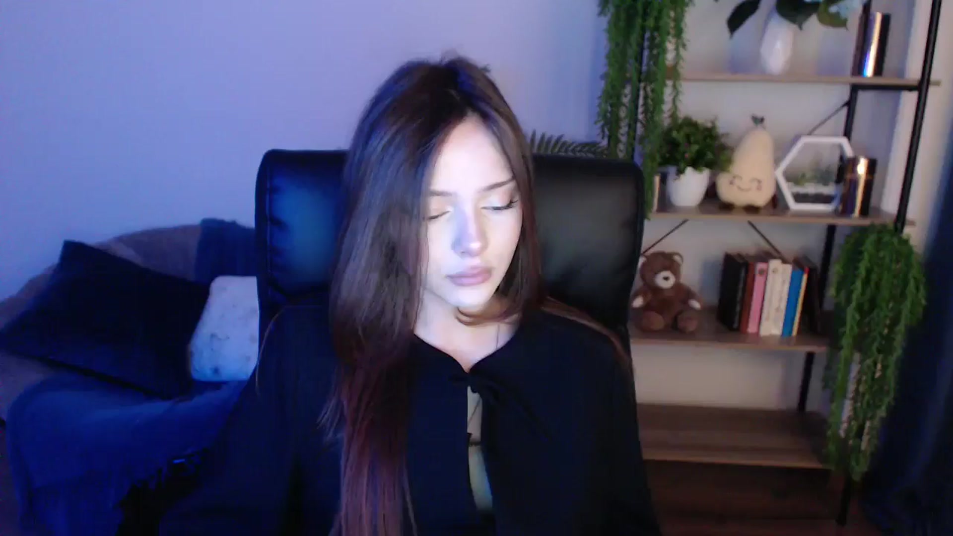Gallery image thumbnail from KateManelli's myfreecams stream on, 02/01/2025, 09:37 image 7 of 20