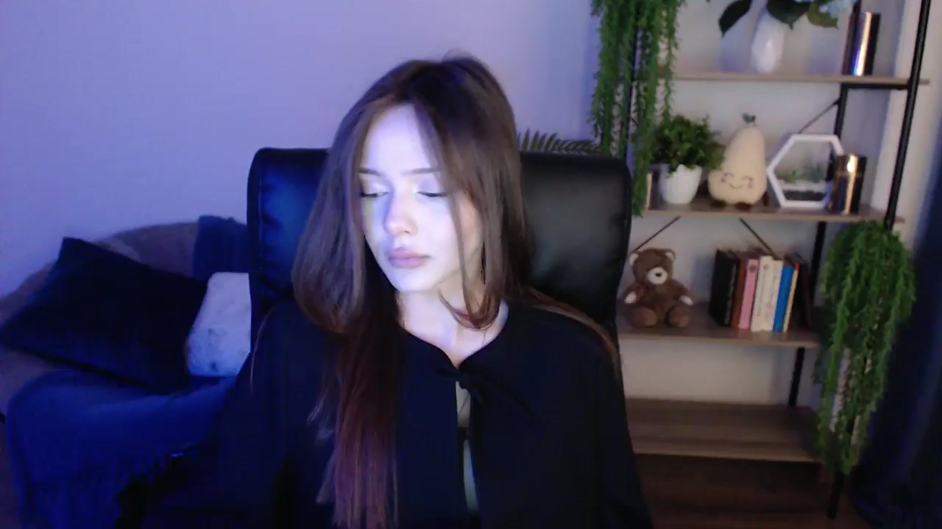 Gallery image thumbnail from KateManelli's myfreecams stream on, 02/01/2025, 09:37 image 6 of 20