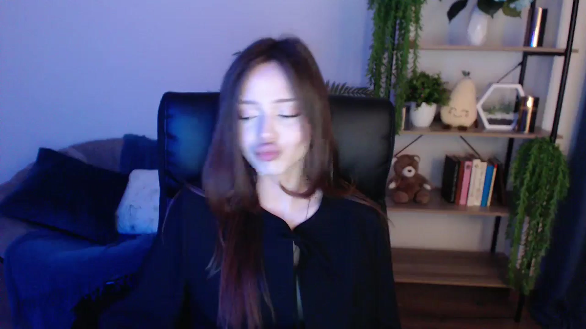 Gallery image thumbnail from KateManelli's myfreecams stream on, 02/01/2025, 09:37 image 13 of 20