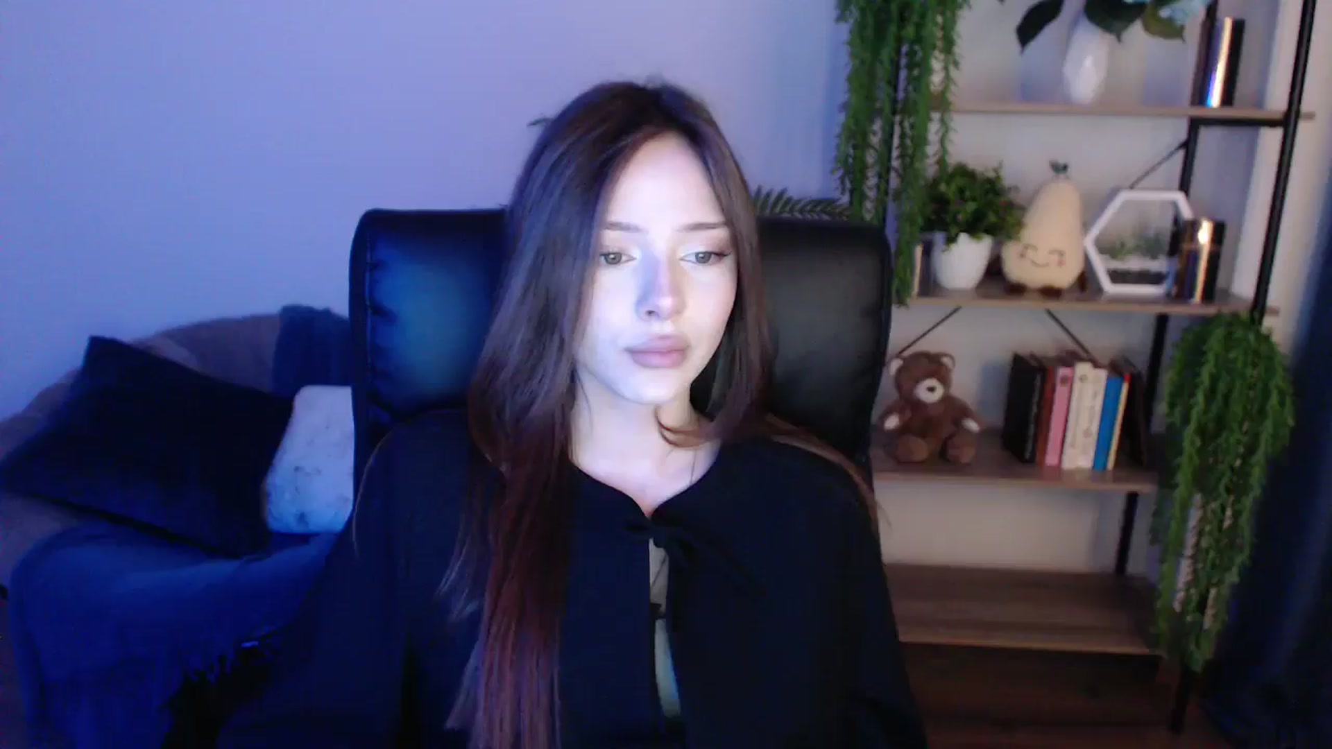 Gallery image thumbnail from KateManelli's myfreecams stream on, 02/01/2025, 09:37 image 5 of 20