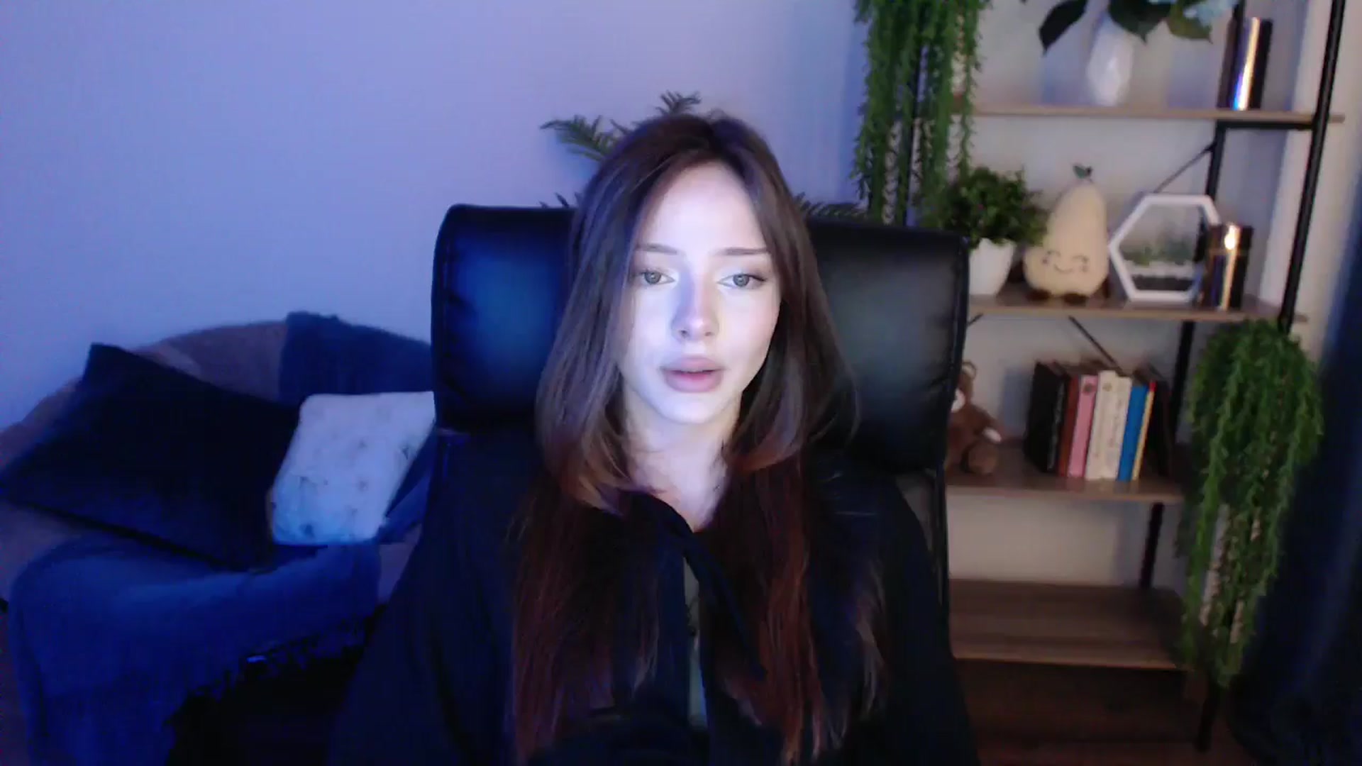 Gallery image thumbnail from KateManelli's myfreecams stream on, 02/01/2025, 09:50 image 1 of 20