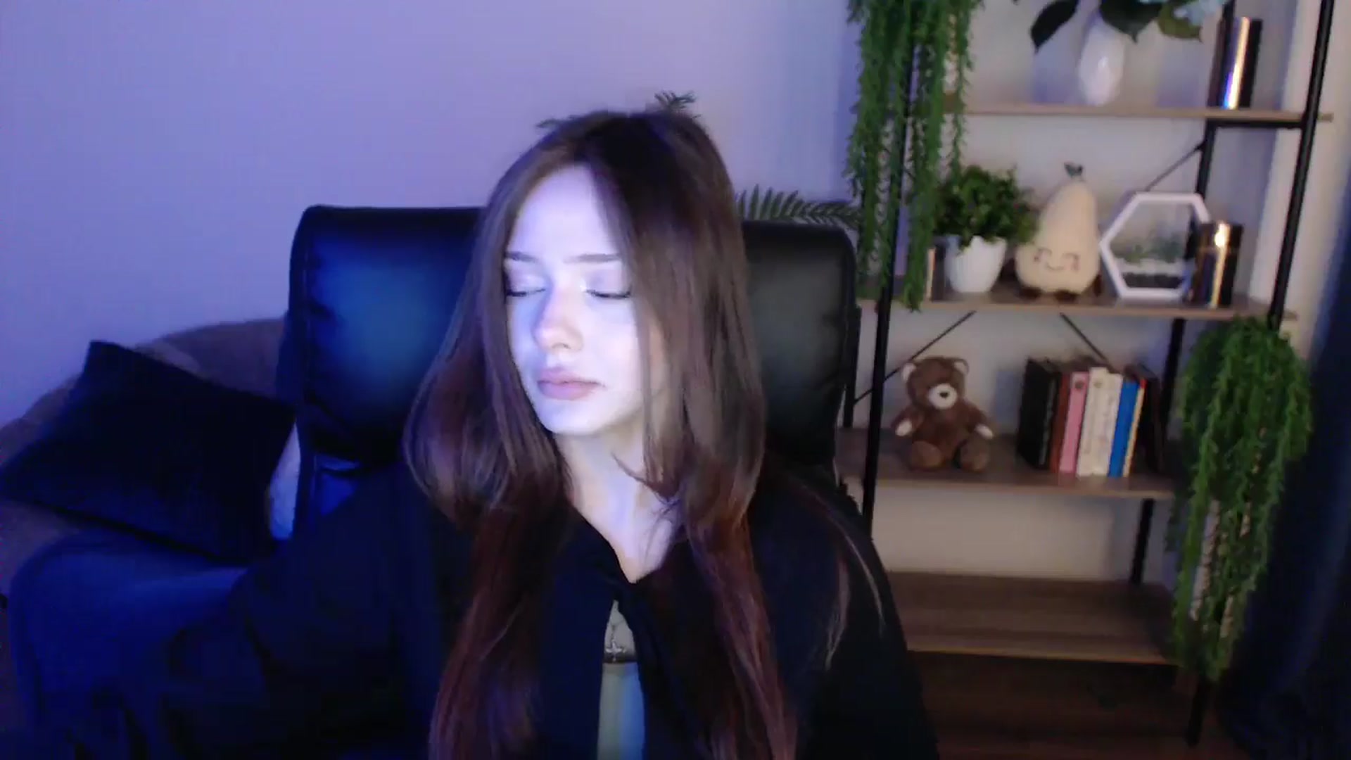Gallery image thumbnail from KateManelli's myfreecams stream on, 02/01/2025, 09:50 image 19 of 20
